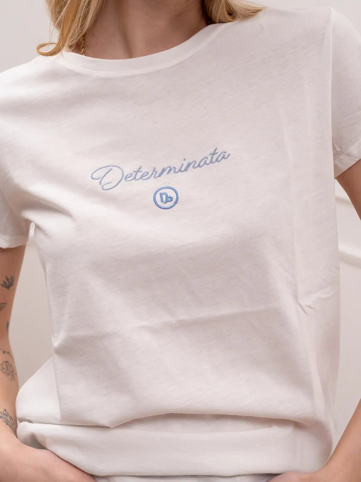 T shirt ricamo capricorno "Determinata" - Vicolo