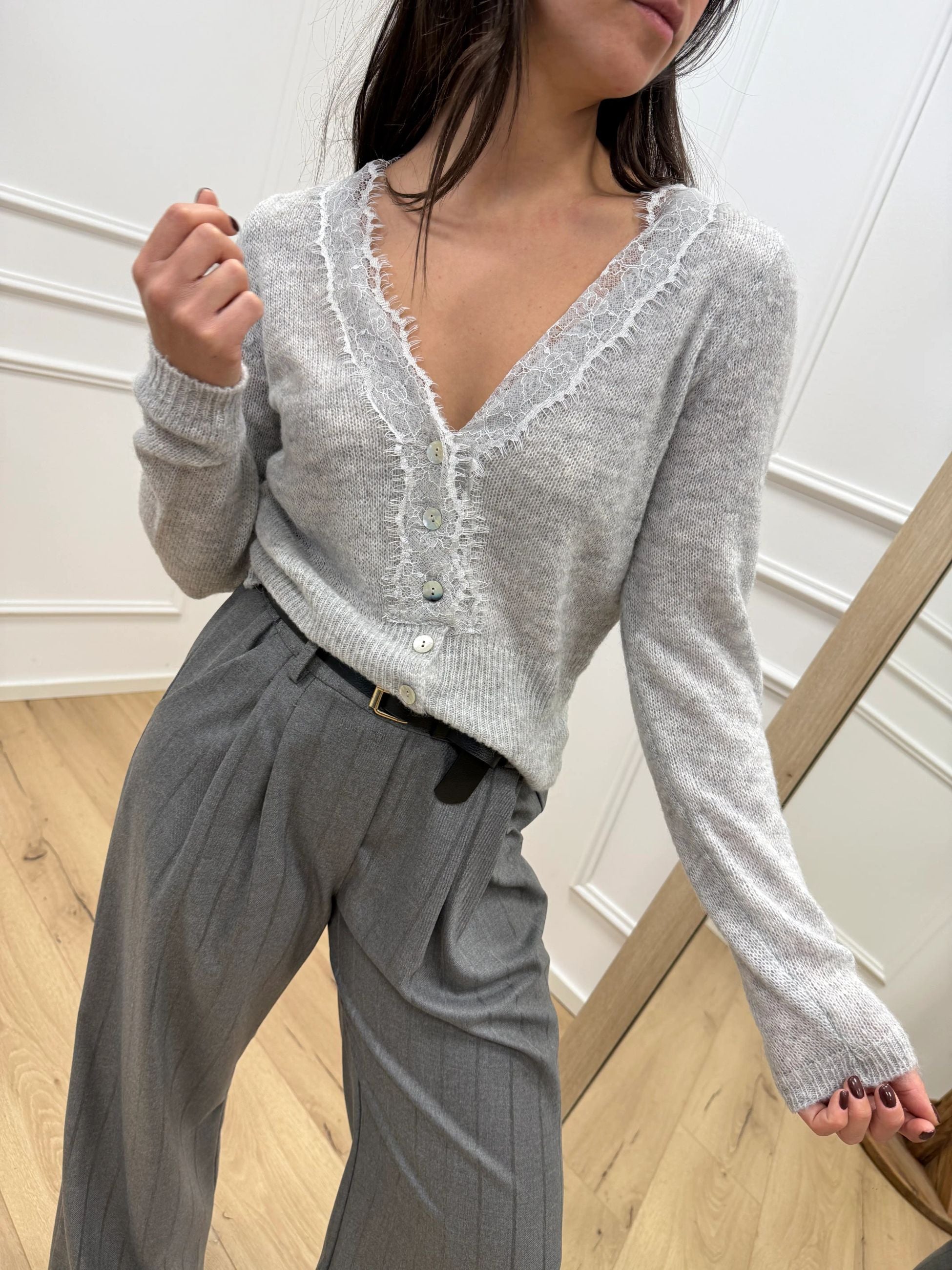 Cardigan perla scollo a v con pizzo - HaveOne