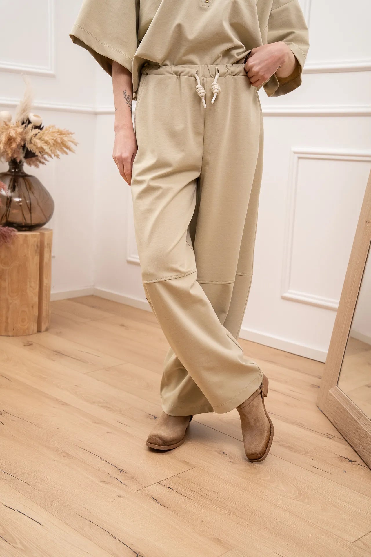 Pantaloni soft touch beige barrel fit - Vicolo