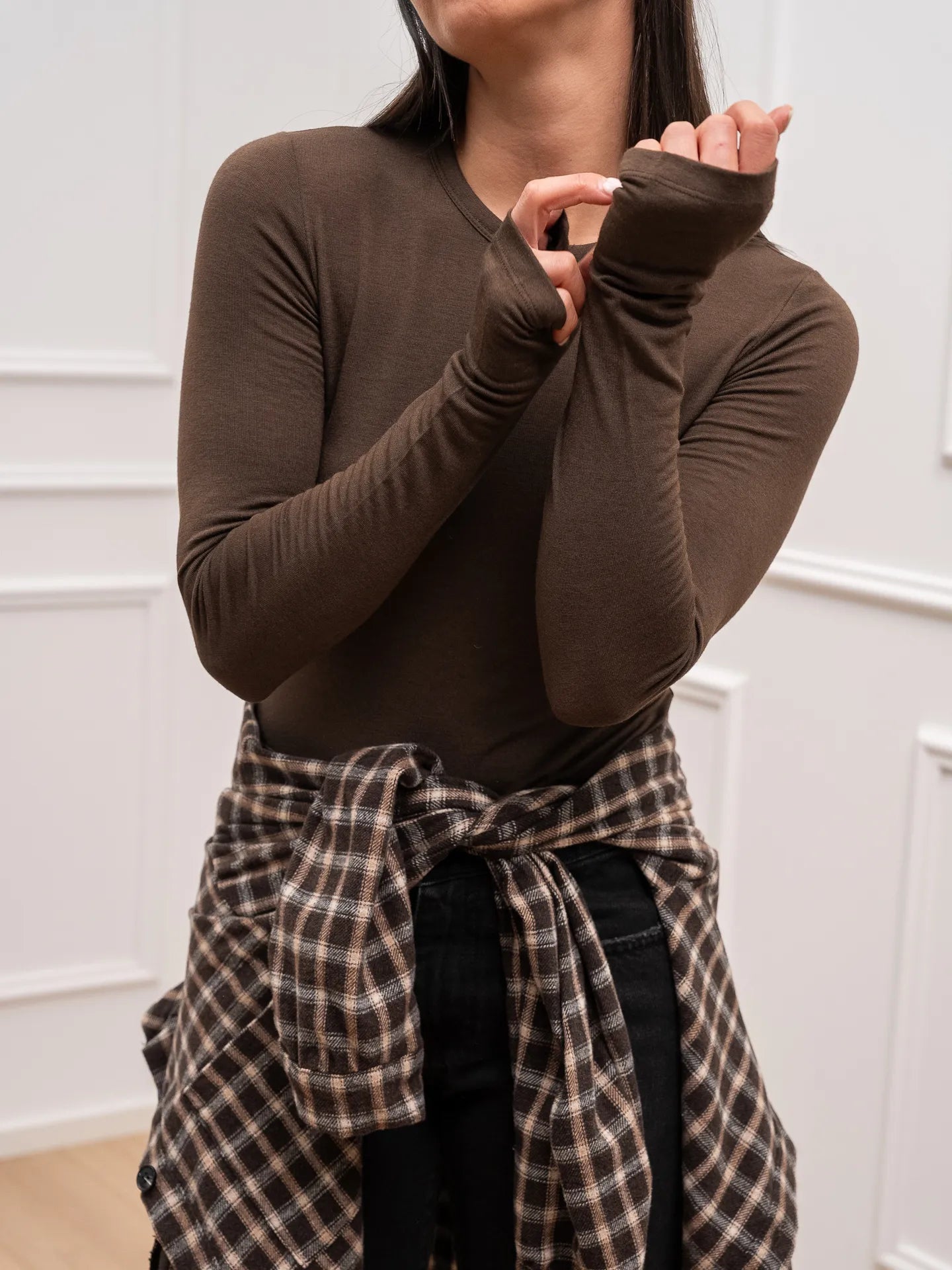 Maglia basic girocollo moka con manicotti - Vicolo