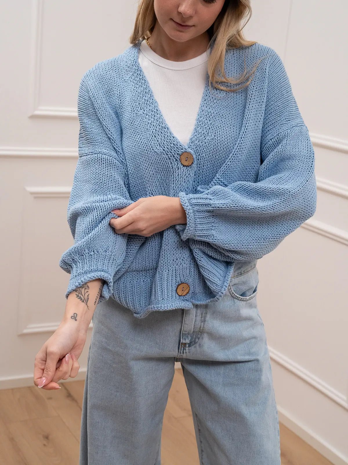 Cardigan bottoni cielo bordi con ricciolo - HaveOne