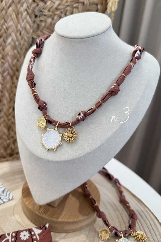 Collana bandana marrone Poetic Blush - Badhnati