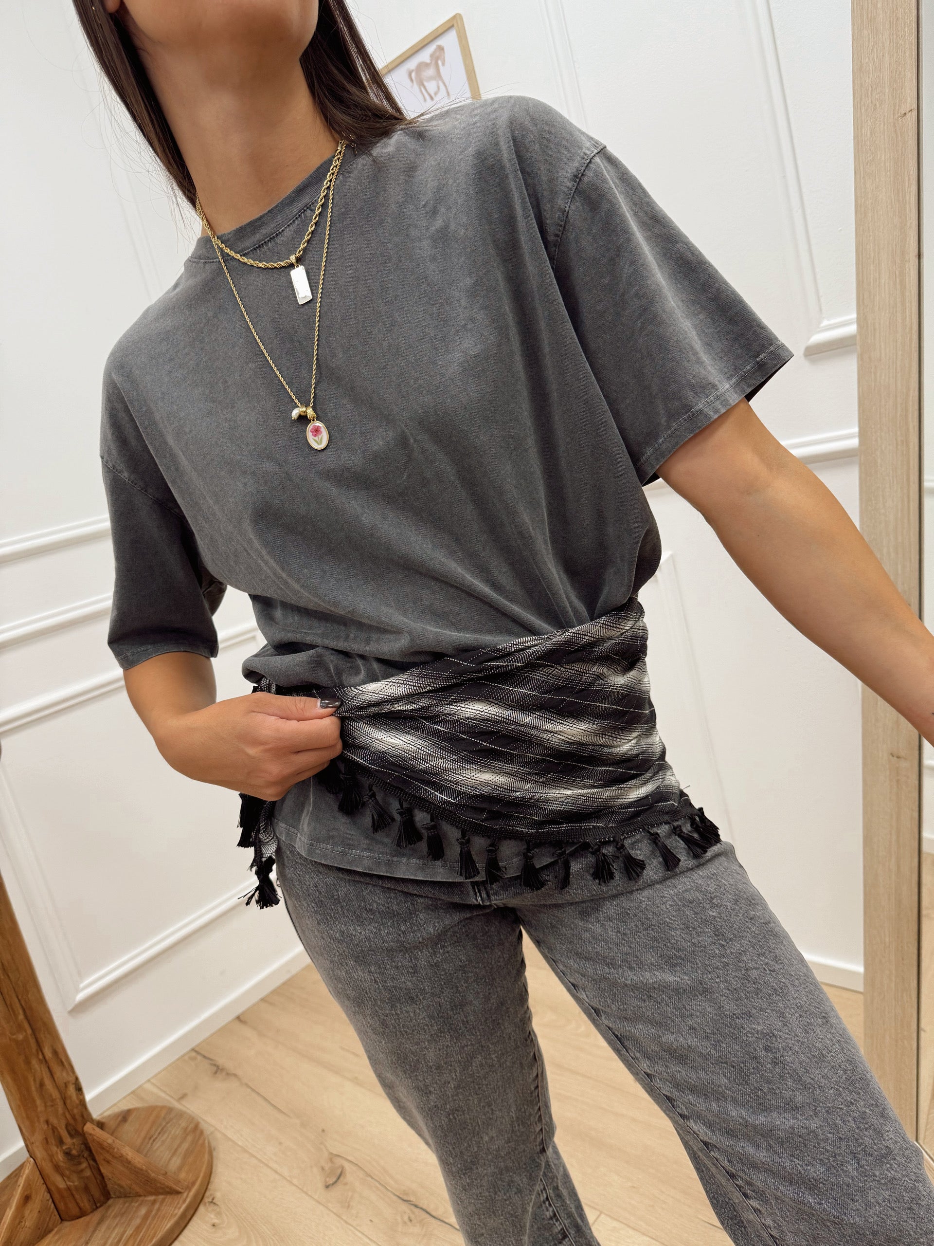 T shirt grigia con bandana - HaveOne