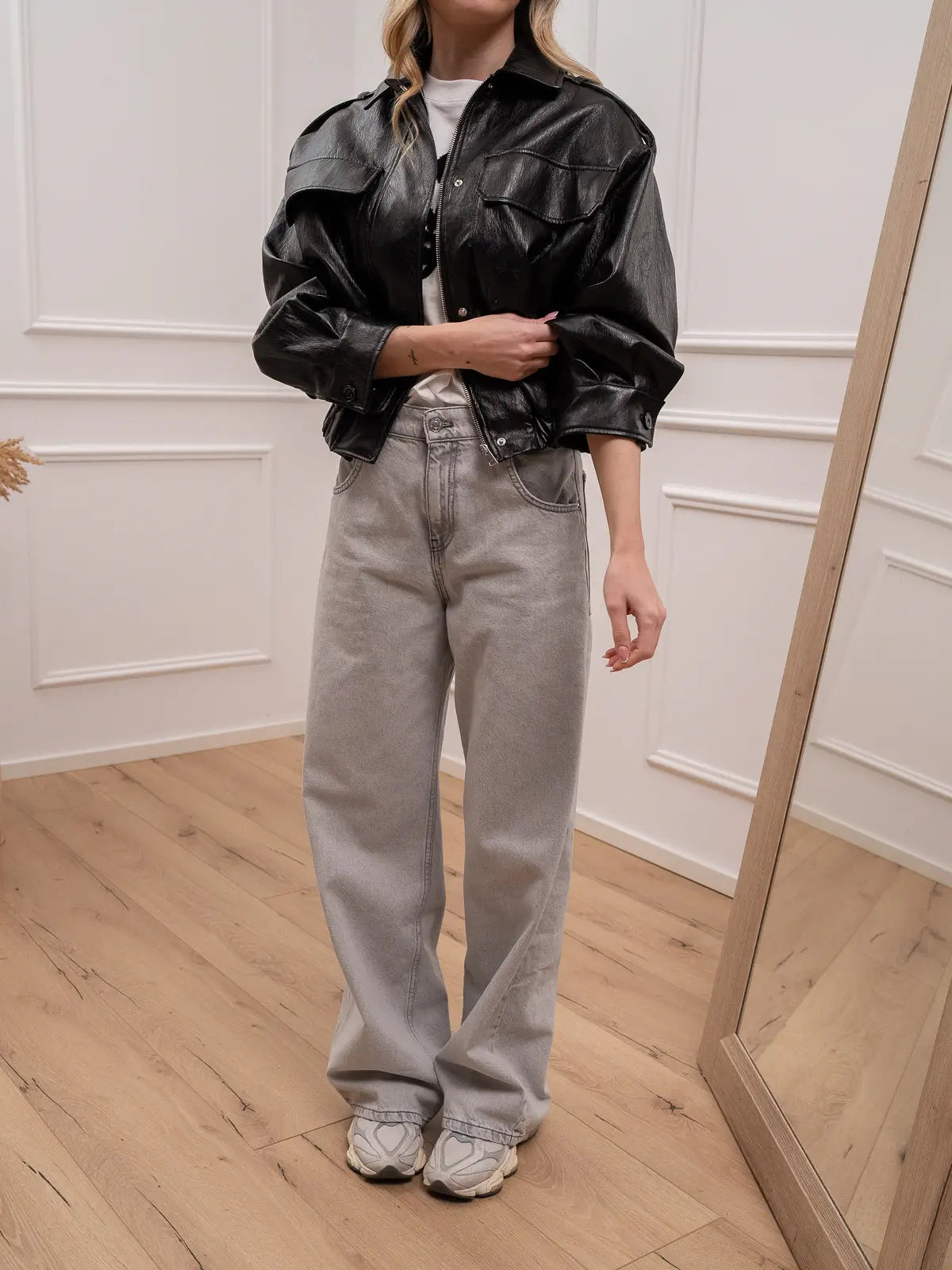 Bomber in ecopelle nero con tasconi - Vicolo