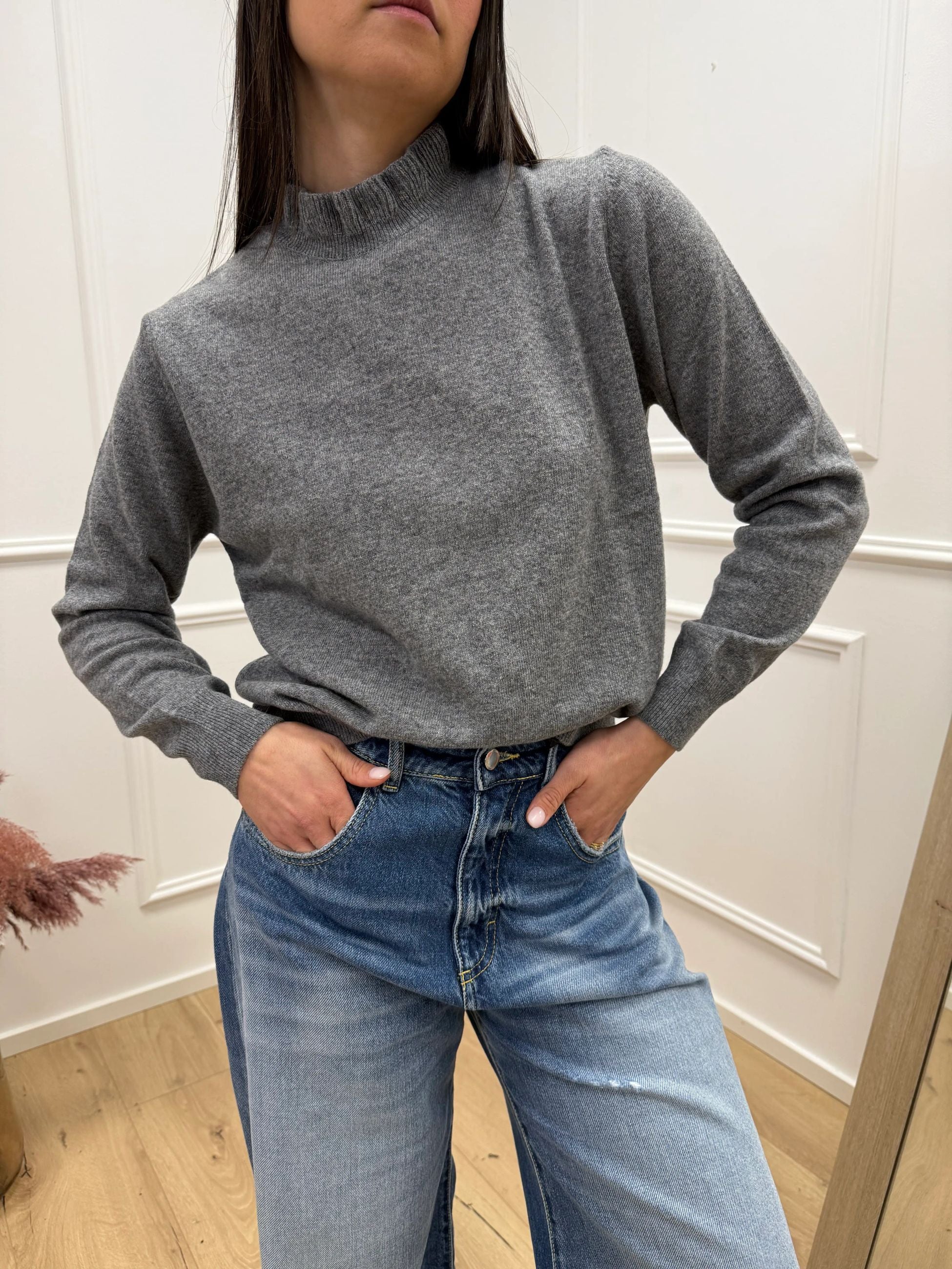 Maglia collo rouches grigia 80% lana - HaveOne