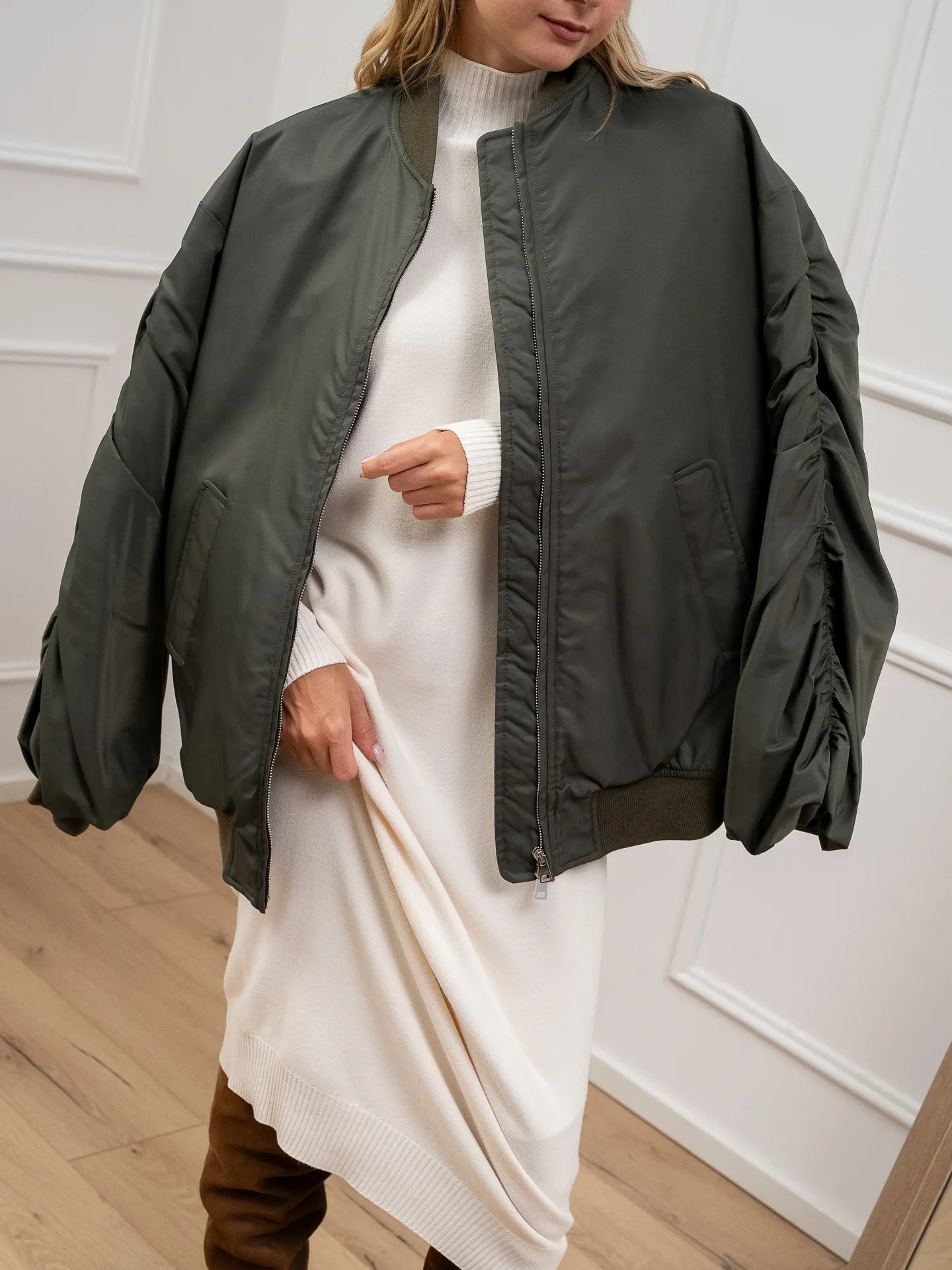 Bomber over Kate army - Aniye By