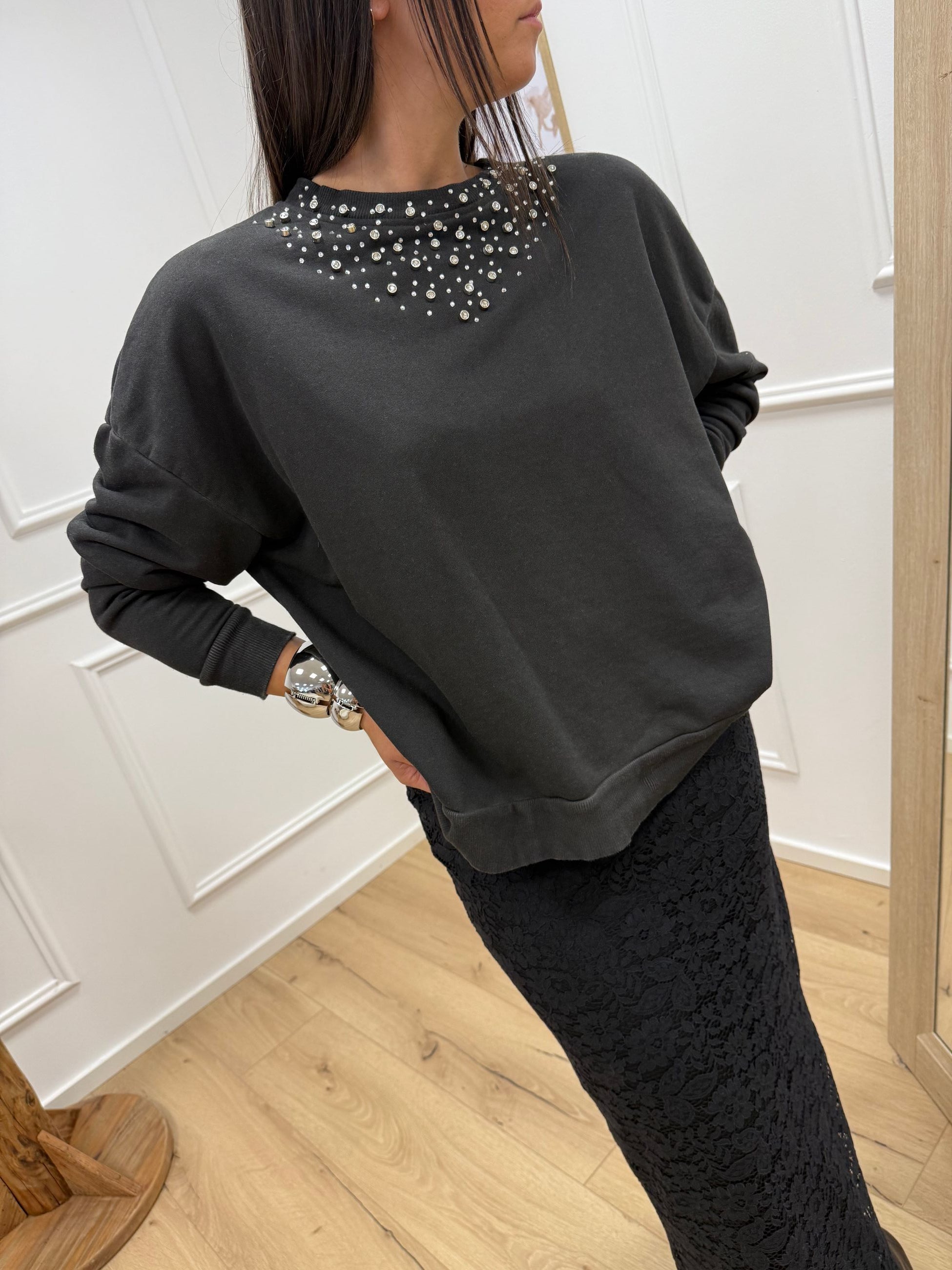 Felpa grigio piombo con strass - HaveOne