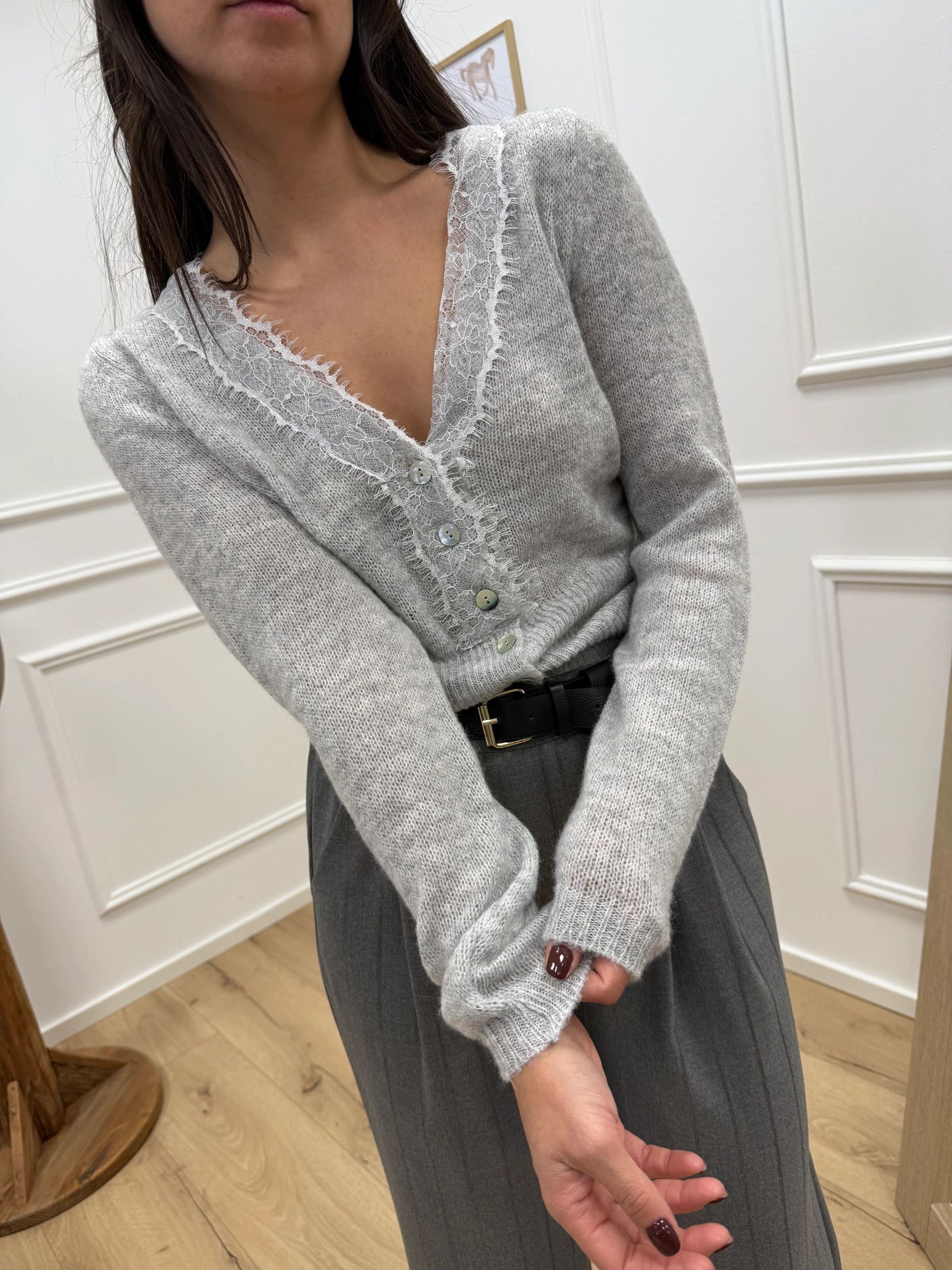 Cardigan perla scollo a v con pizzo - HaveOne