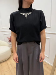 Maglia mezza manica nera con cabochon girocollo - You Decide