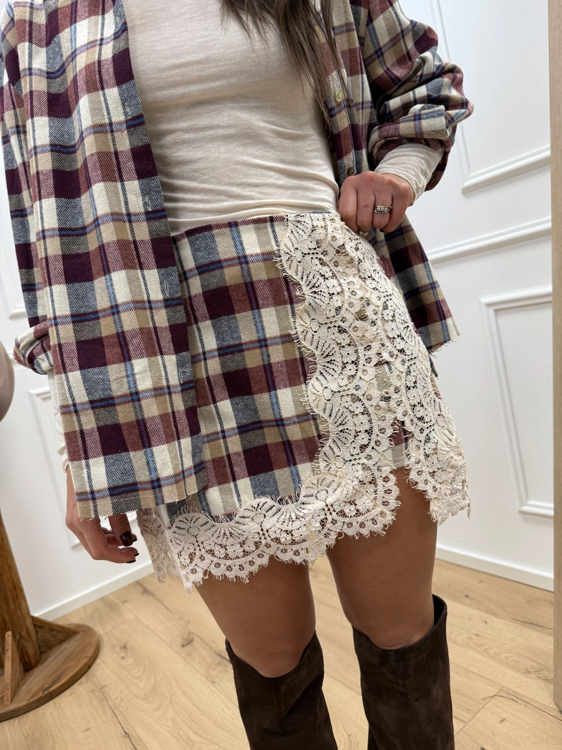 Gonna mini in flanella burro, vino con pizzo - HaveOne