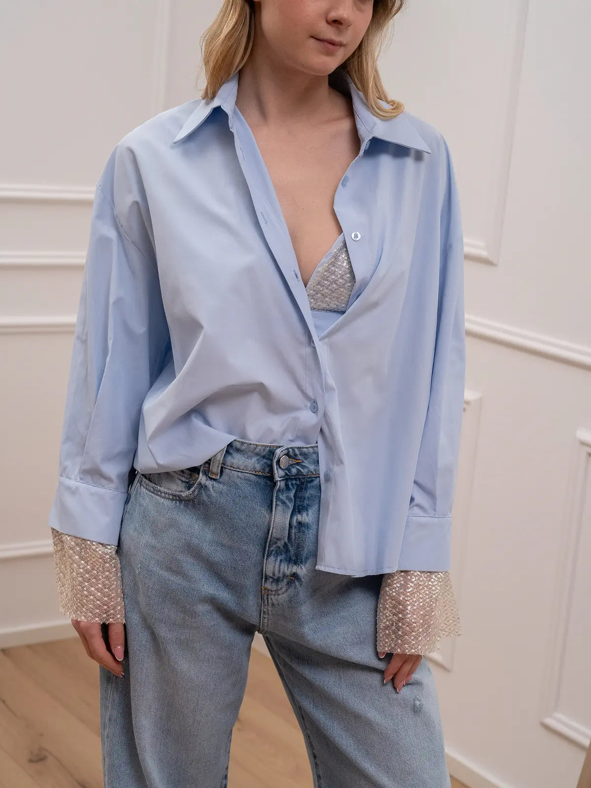 Camicia celeste con bralette e dettagli nude - HaveOne