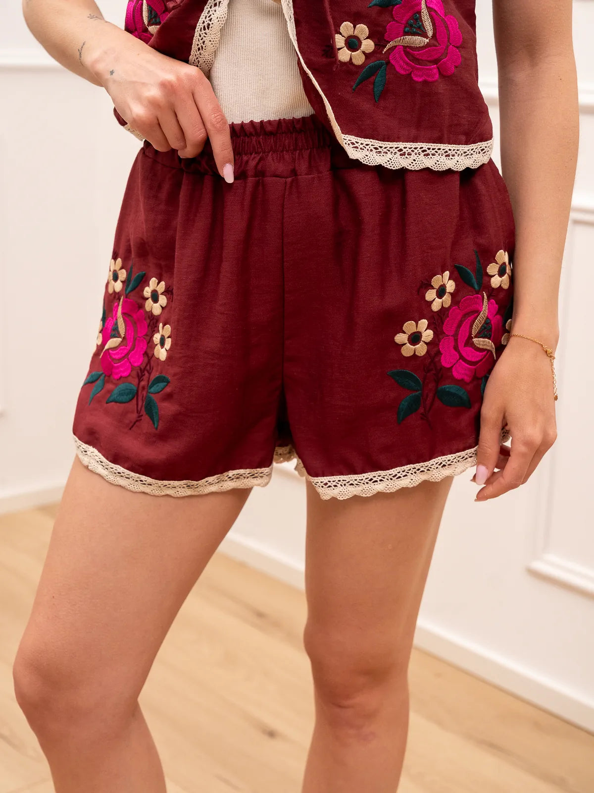 Shorts india con ricami e passamaneria - HaveOne