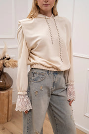 Felpa crop burro con cappuccio e polsini in pizzo - HaveOne