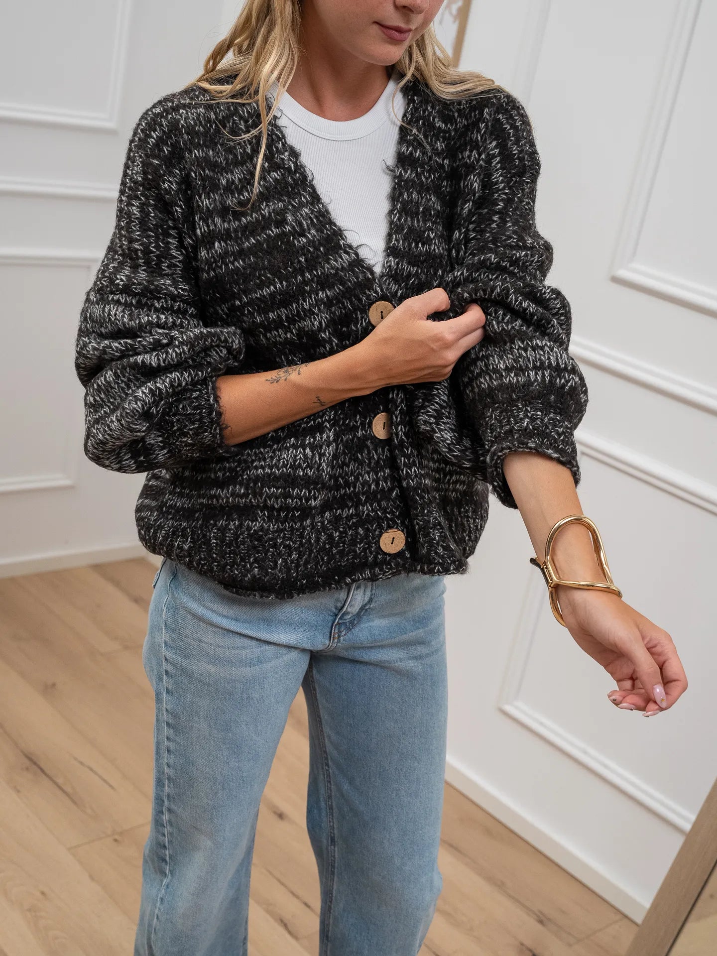Cardigan moro e bianco a tre bottoni - HaveOne
