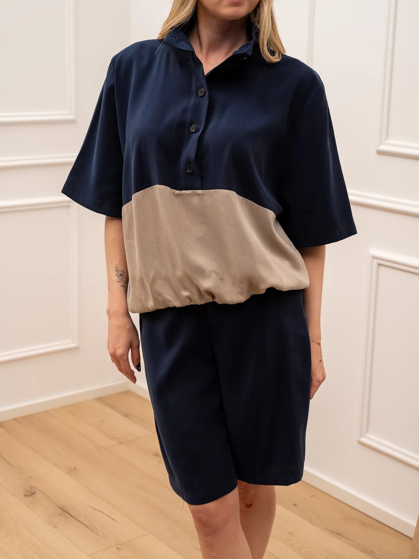 Maglia bicolor blu e sabbia in cupro - Tensione In