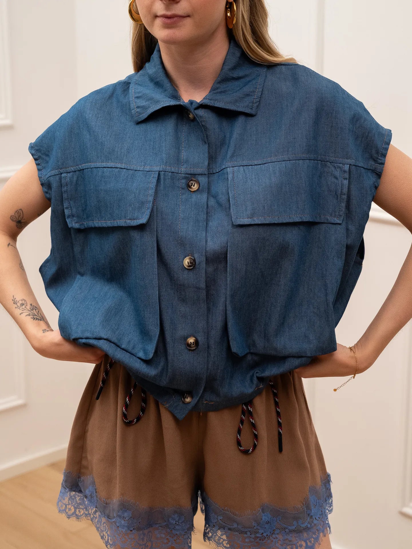 Camicia smanicata in denim con coulisse - Vicolo