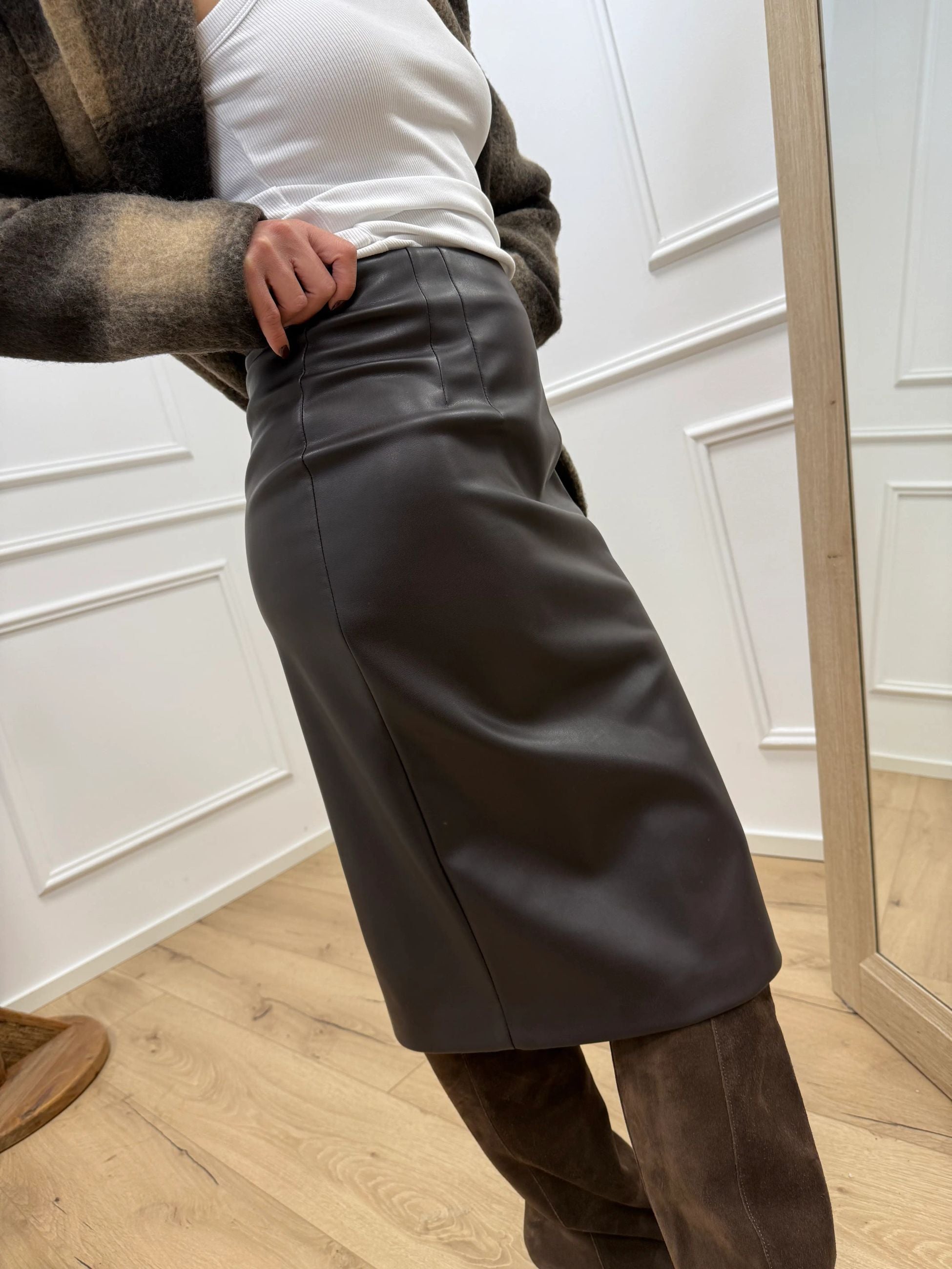 Gonna Cindy ecopelle moro - Kontatto