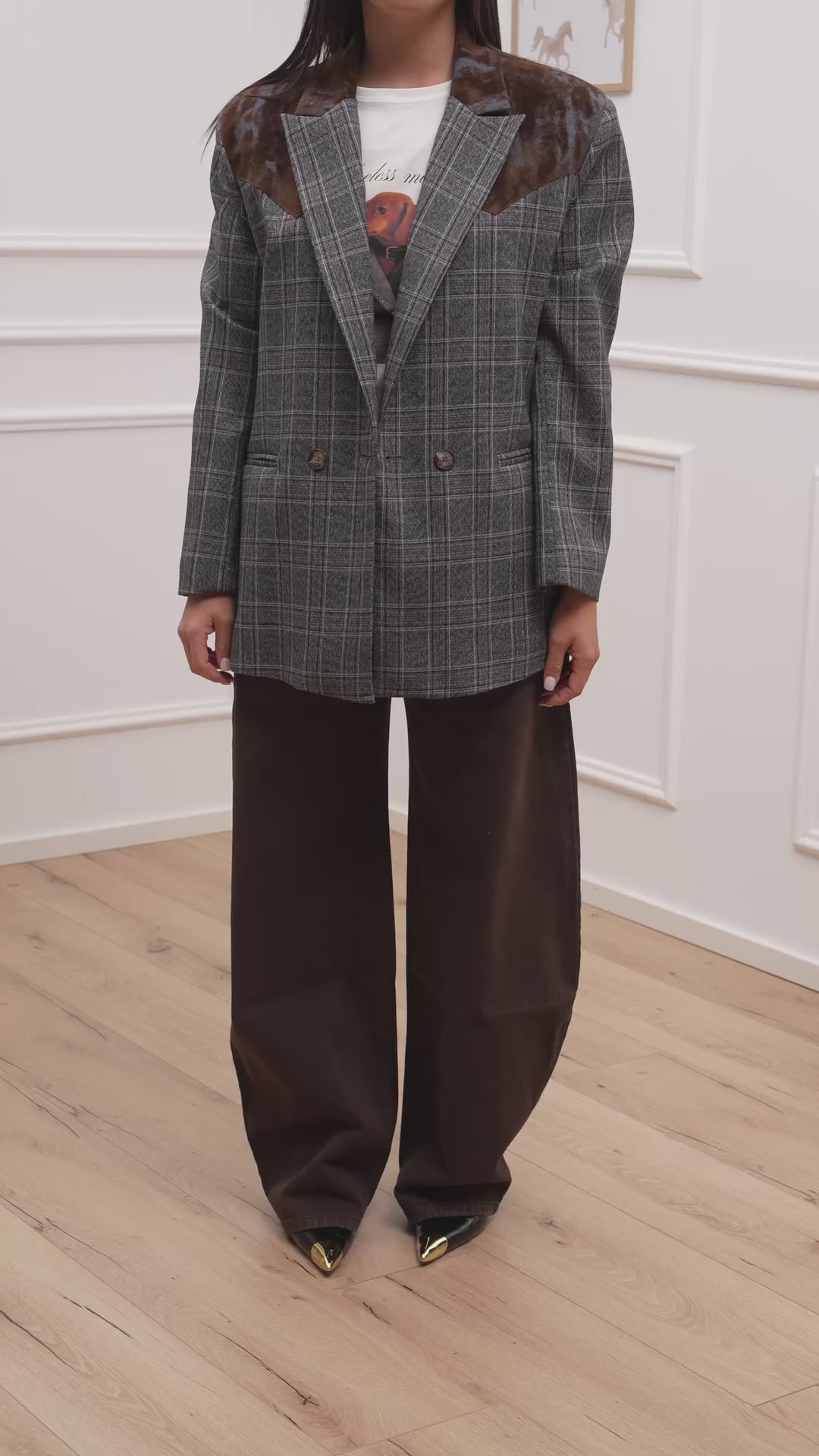 Carica video: Giacca Beatrice floccata - Vicolo