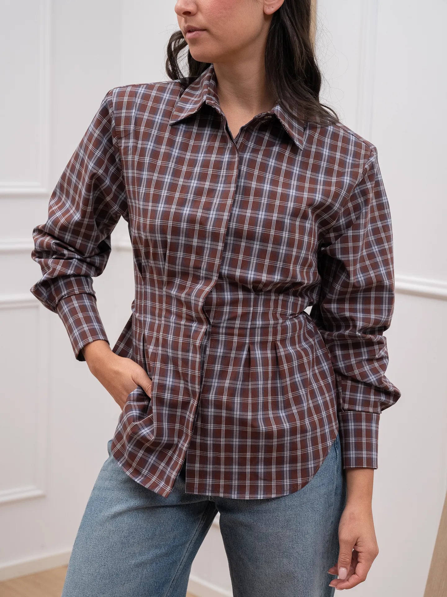 Camicia sagomata check bordeaux con laccio - Vicolo