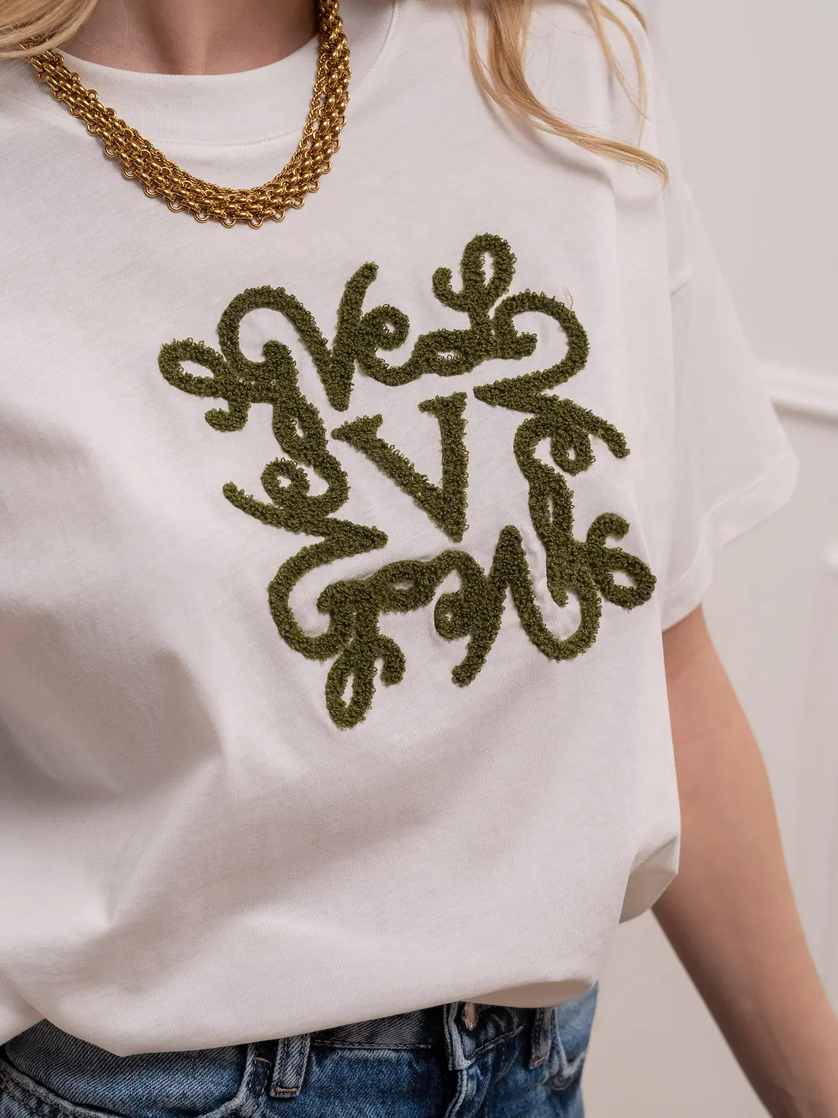 T shirt bianca logo bouclé militare - Vicolo