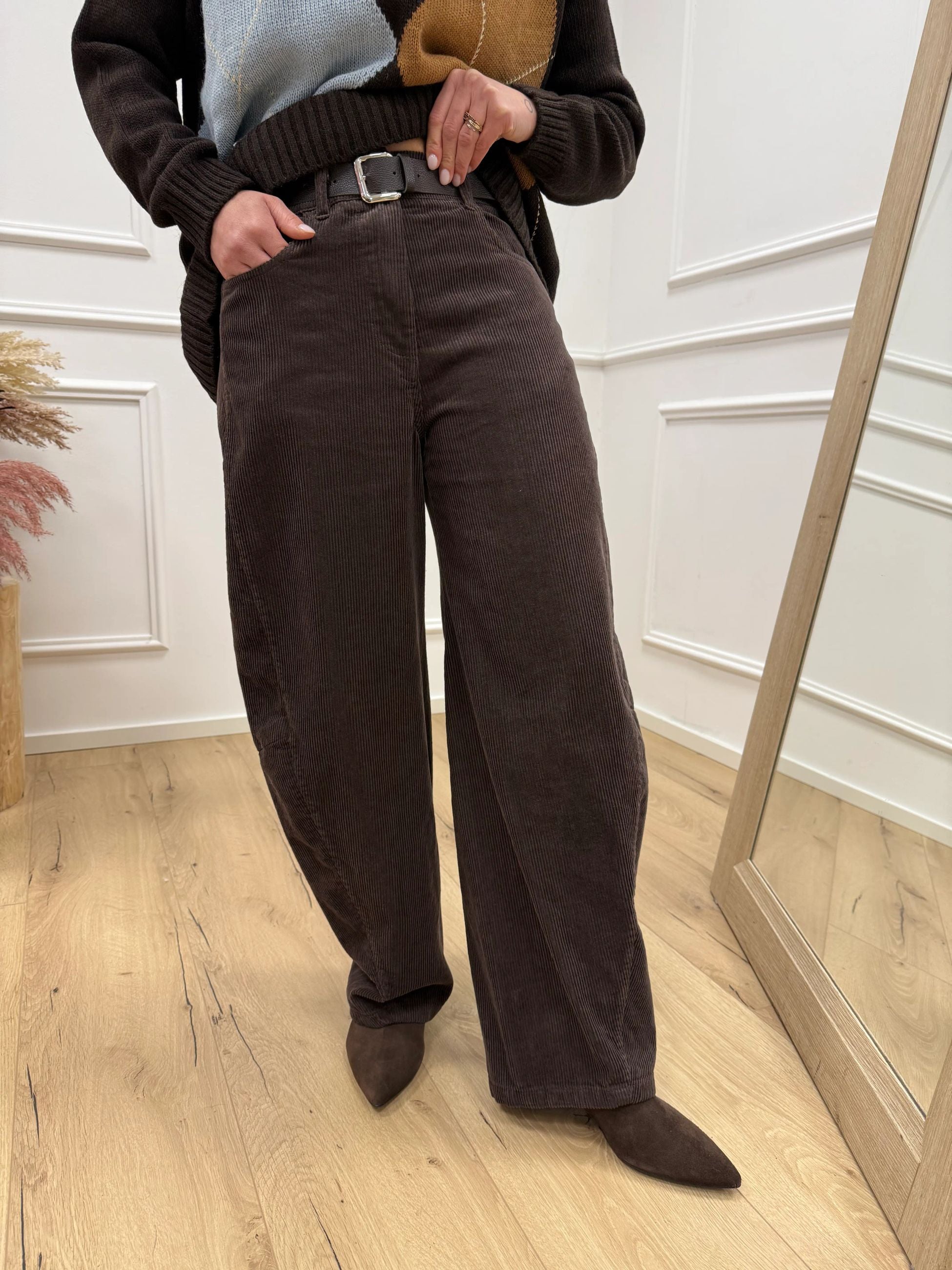 Pantaloni in velluto moro fit balloon - HaveOne
