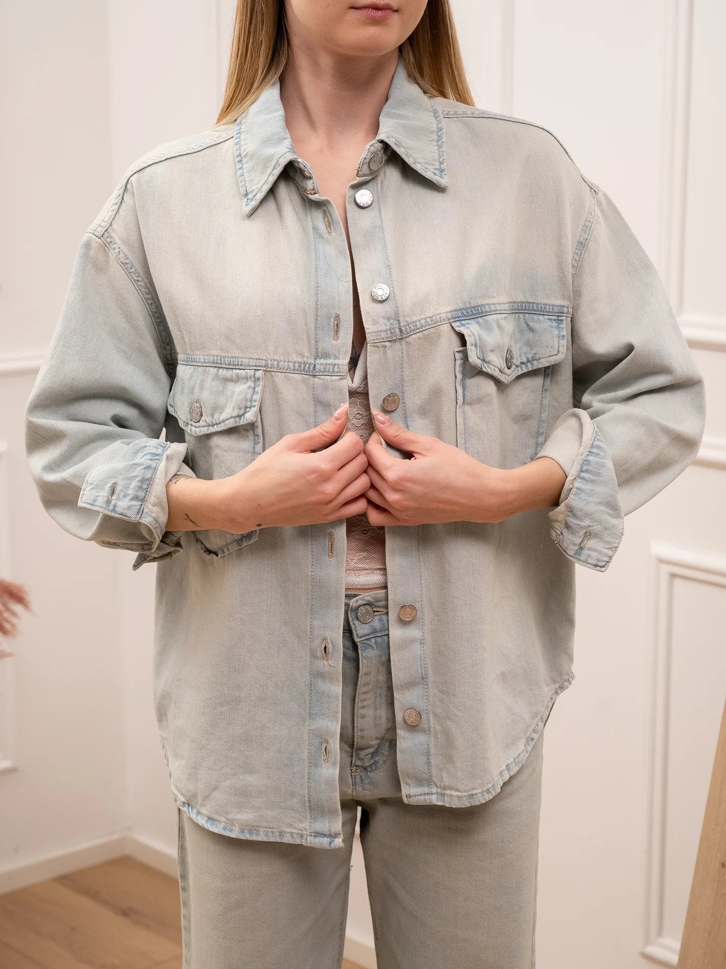 Camicia oversize denim chiaro vintage - HaveOne