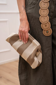 Borsa pouch New Stripe burro e beige - Calibro Shop