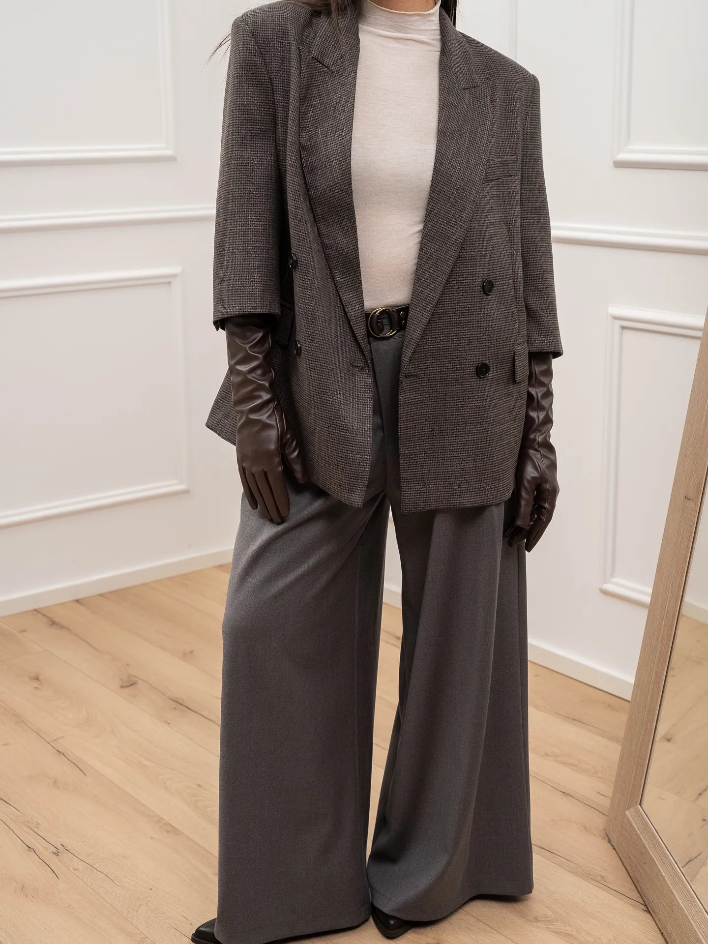 Pantaloni larghi grigi con pinces e cintura - HaveOne