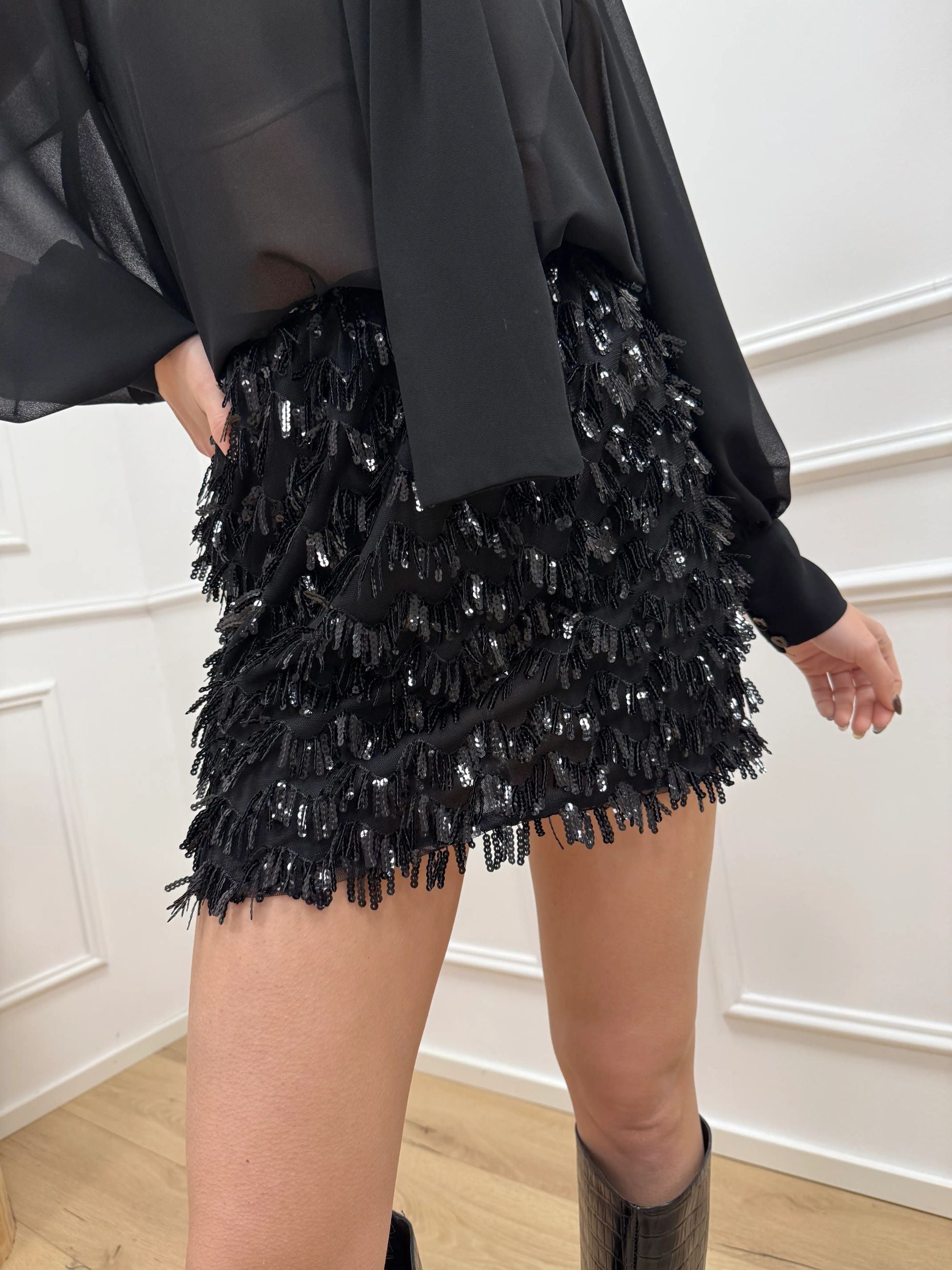 Gonna mini nera con frange in paillettes - Vicolo