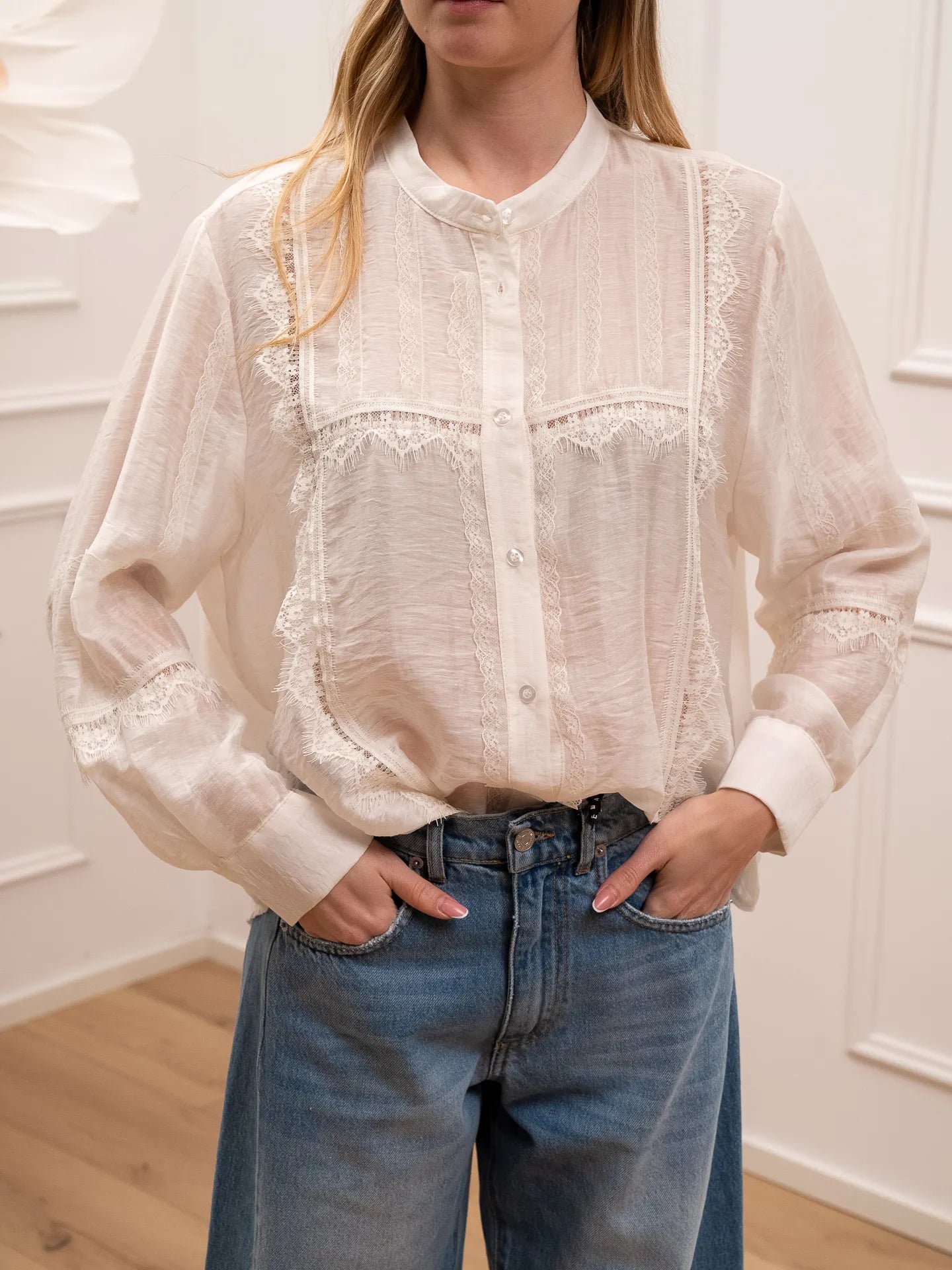 Camicia velata latte effetto stropicciato con pizzo - HaveOne