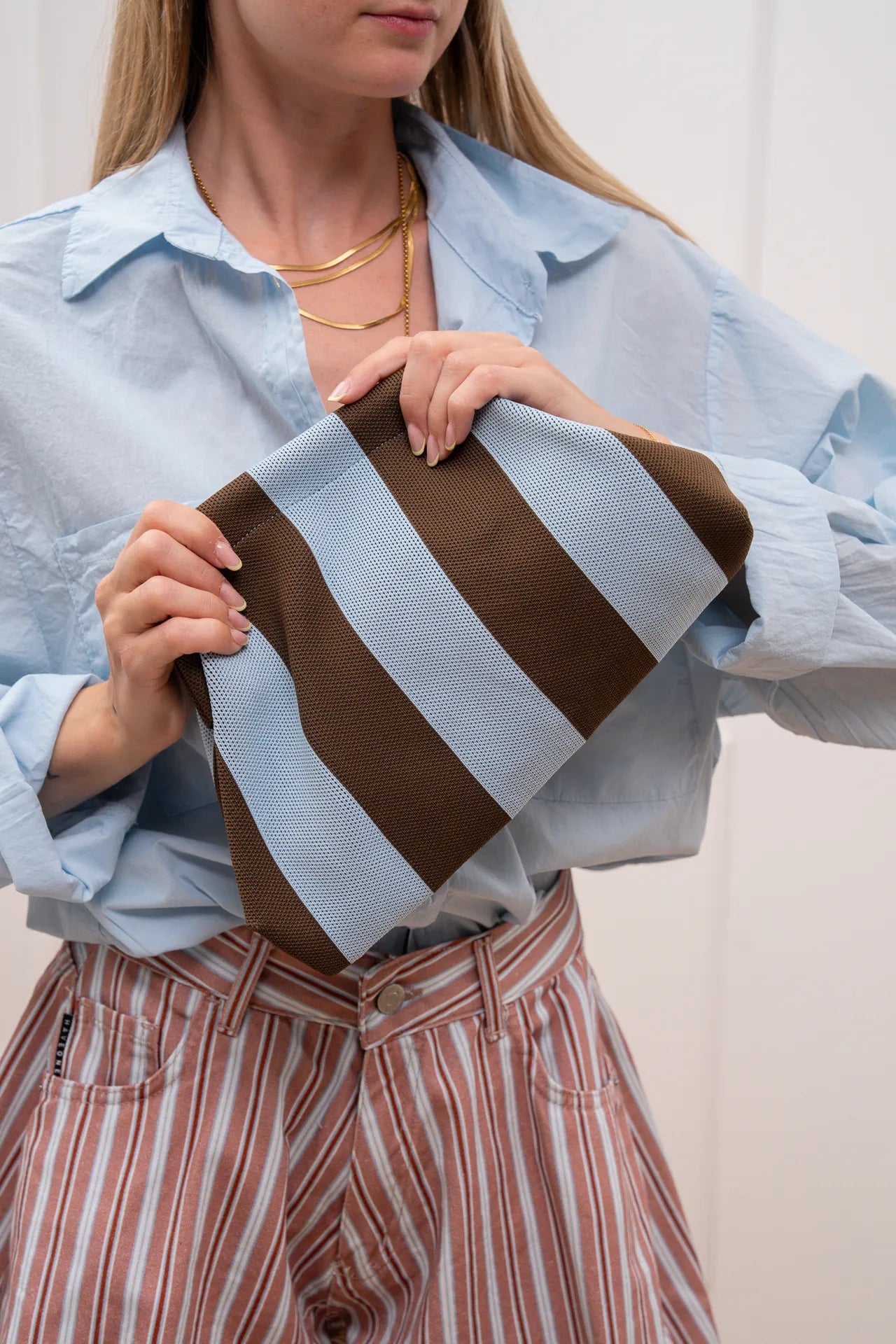 Borsa pouch New Stripe moro e celeste - Calibro Shop