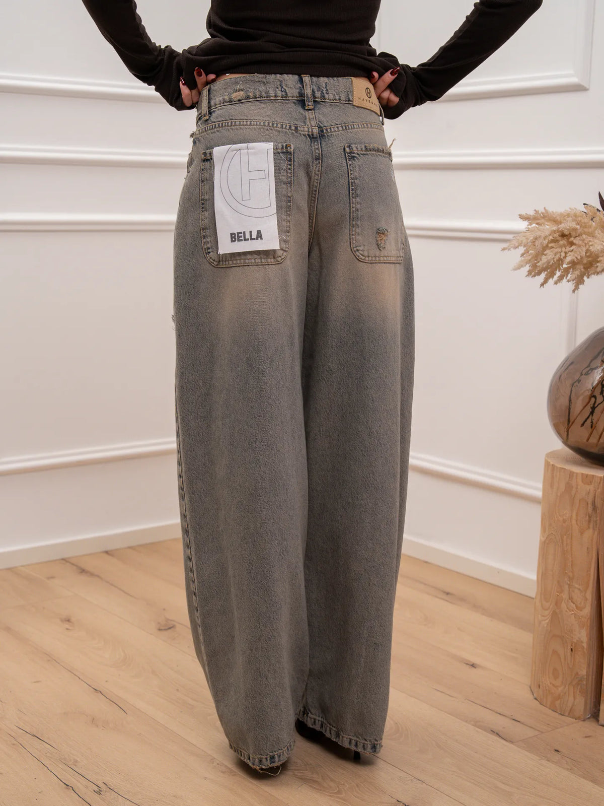 Jeans Bella denim vintage con strappi - HaveOne