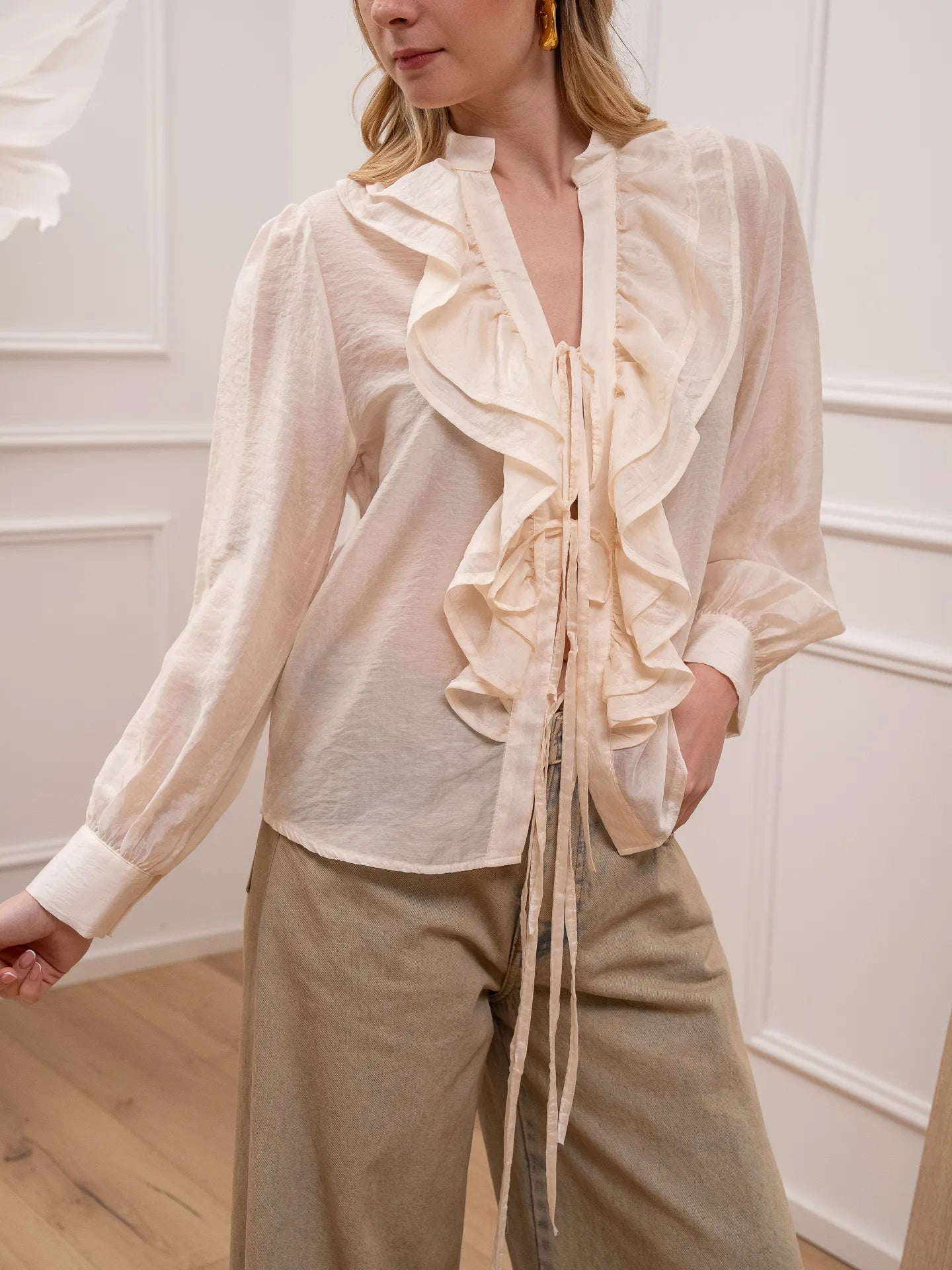 Camicia rouches latte con laccetti - HaveOne