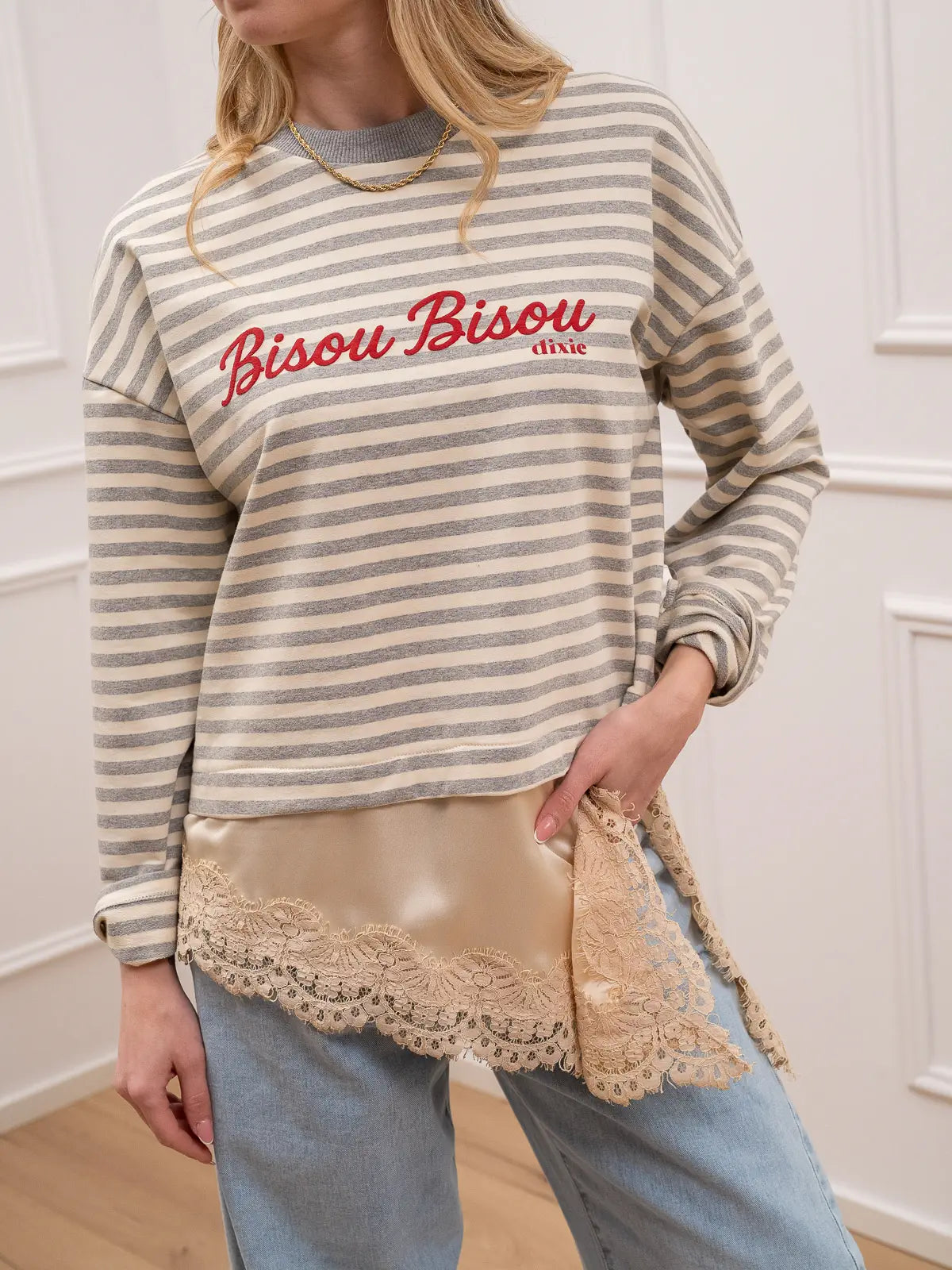 Maglia "bisou" burro e grigia con pizzo - Dixie
