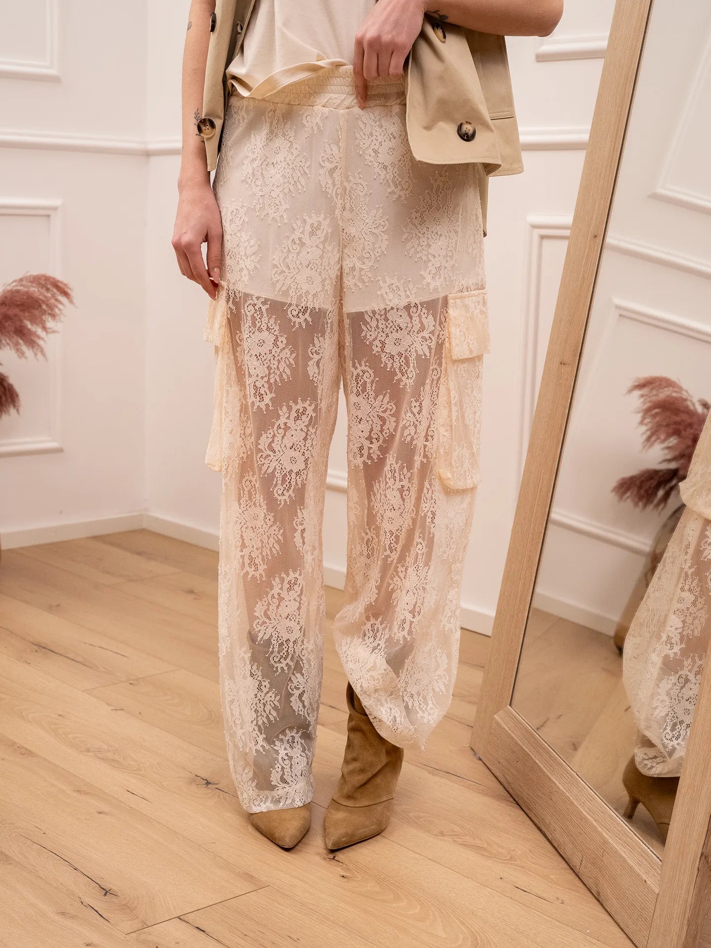Pantaloni cargo in pizzo burro - HaveOne