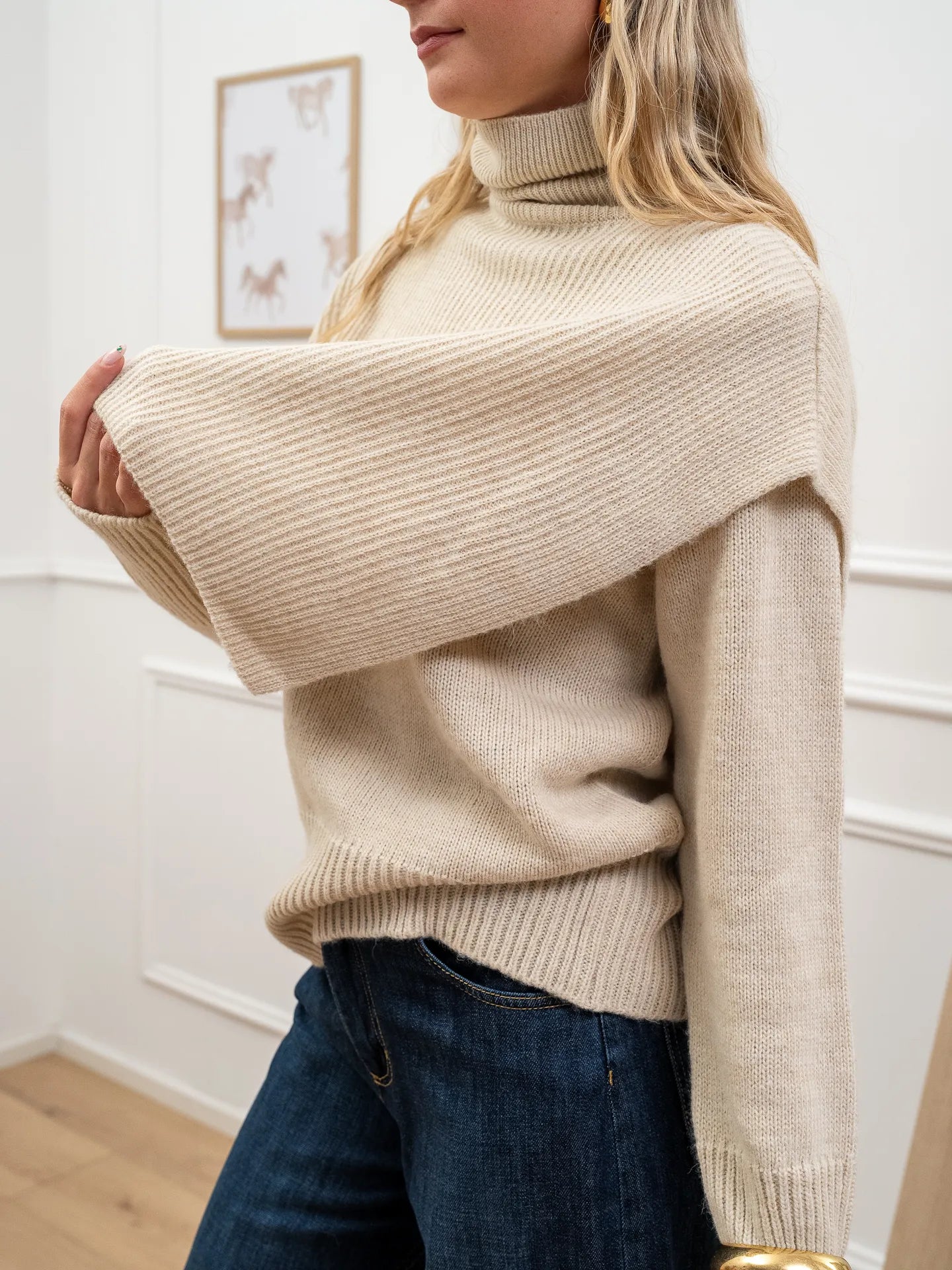 Set maglia girocollo e cappa beige - Kontatto