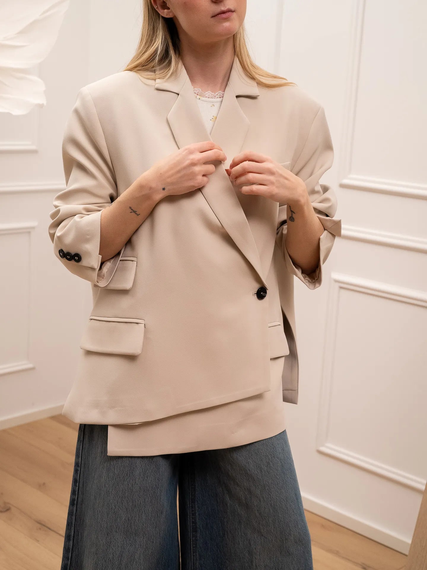 Giacca Frankie avorio chiusura obliqua e patte - Vicolo