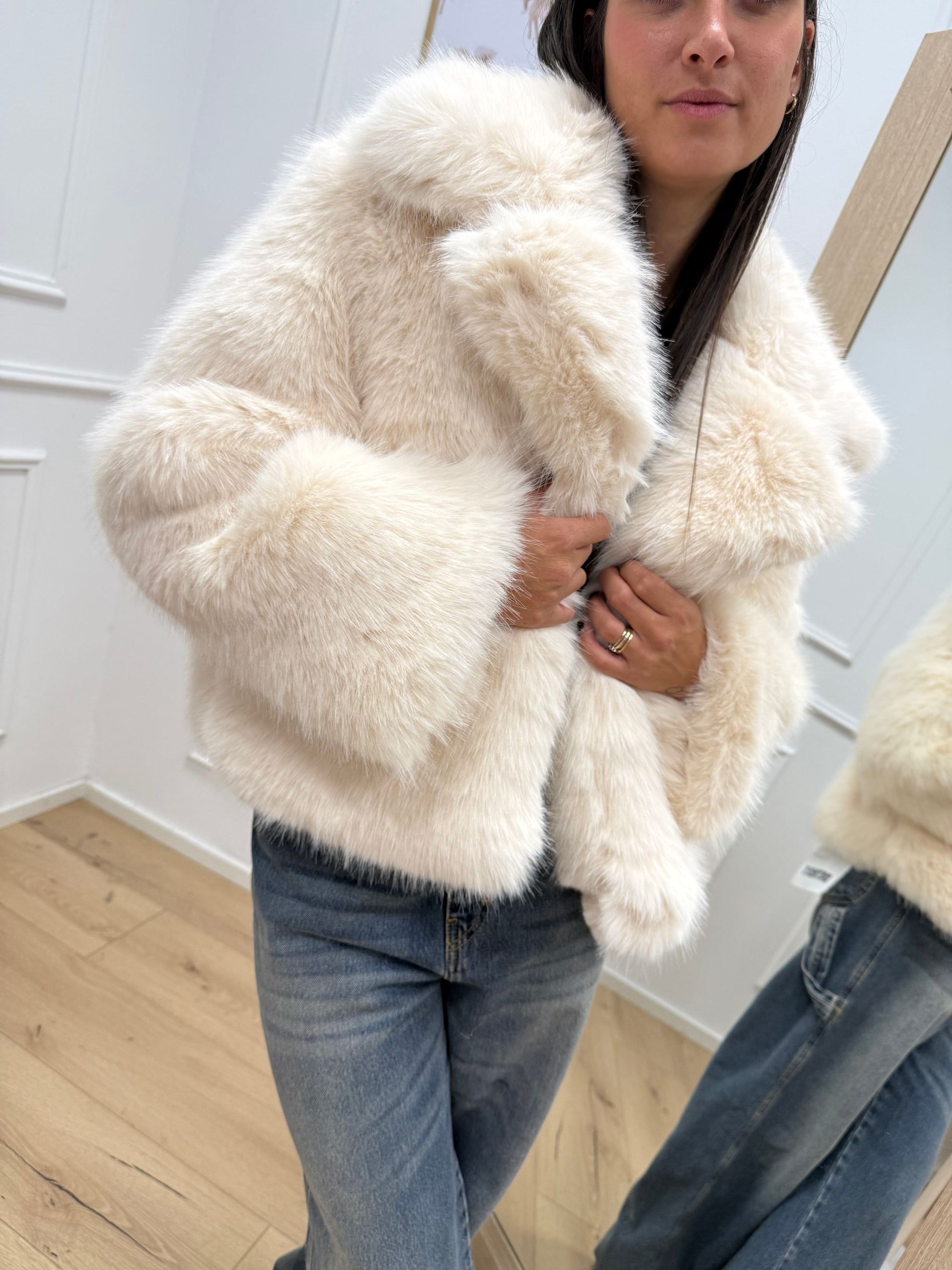 Pelliccia Sissy panna crop - HaveOne