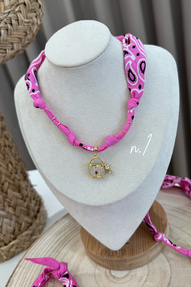 Collana bandana fucsia Vegas Member - Badhnati