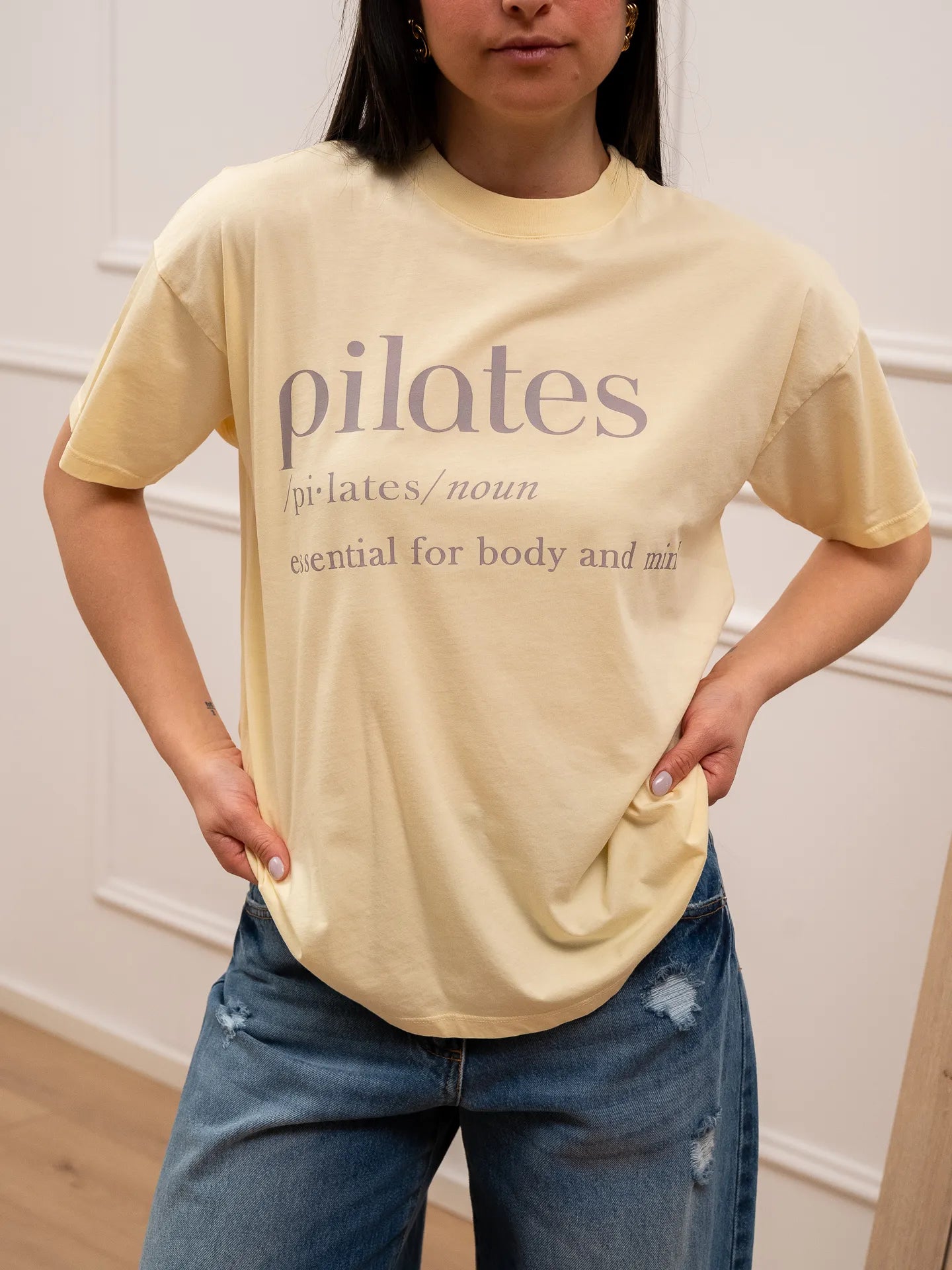 T shirt gialla stampa Pilates - Vicolo