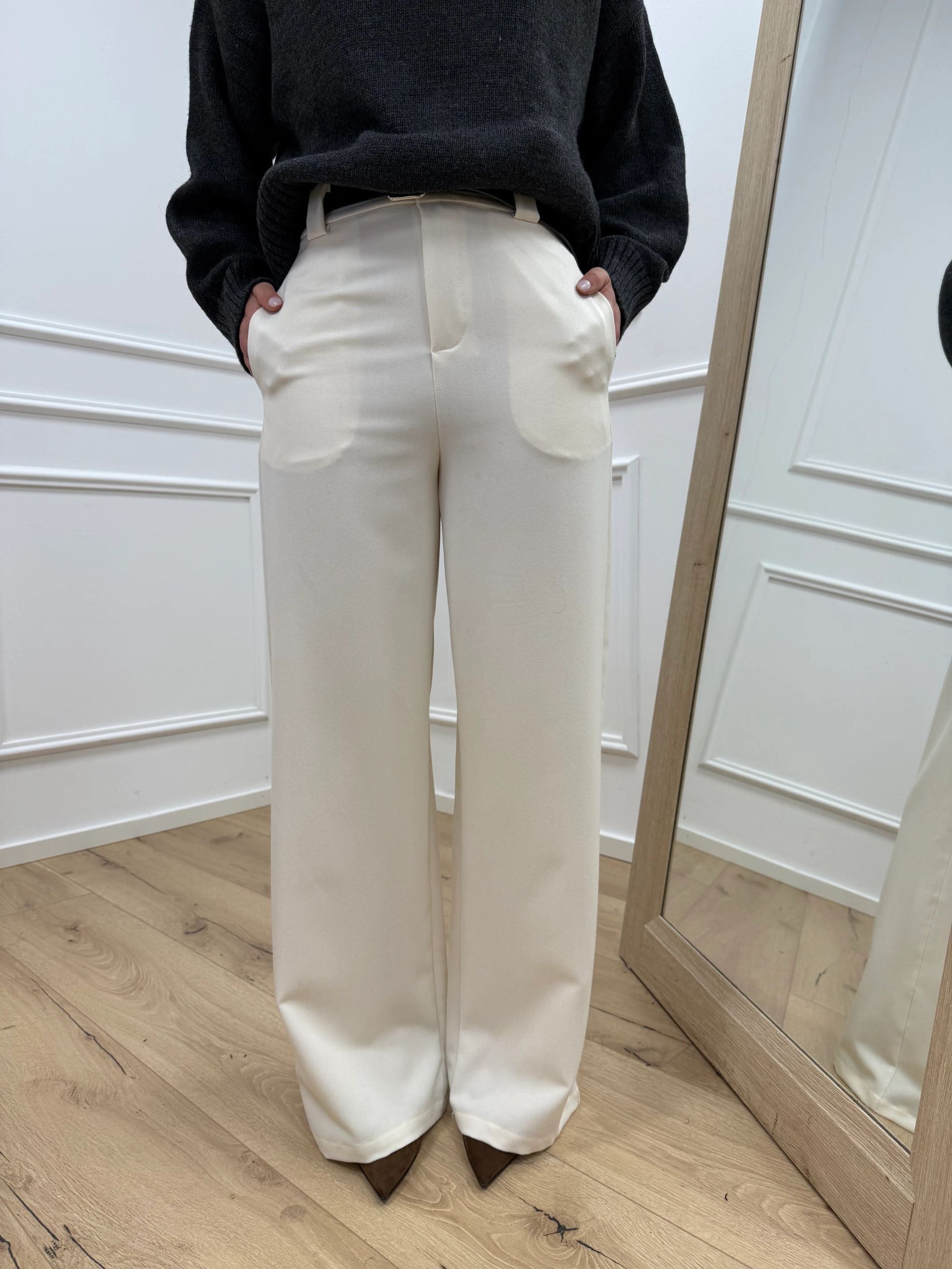 Pantaloni basic a palazzo burro con cintura - HaveOne