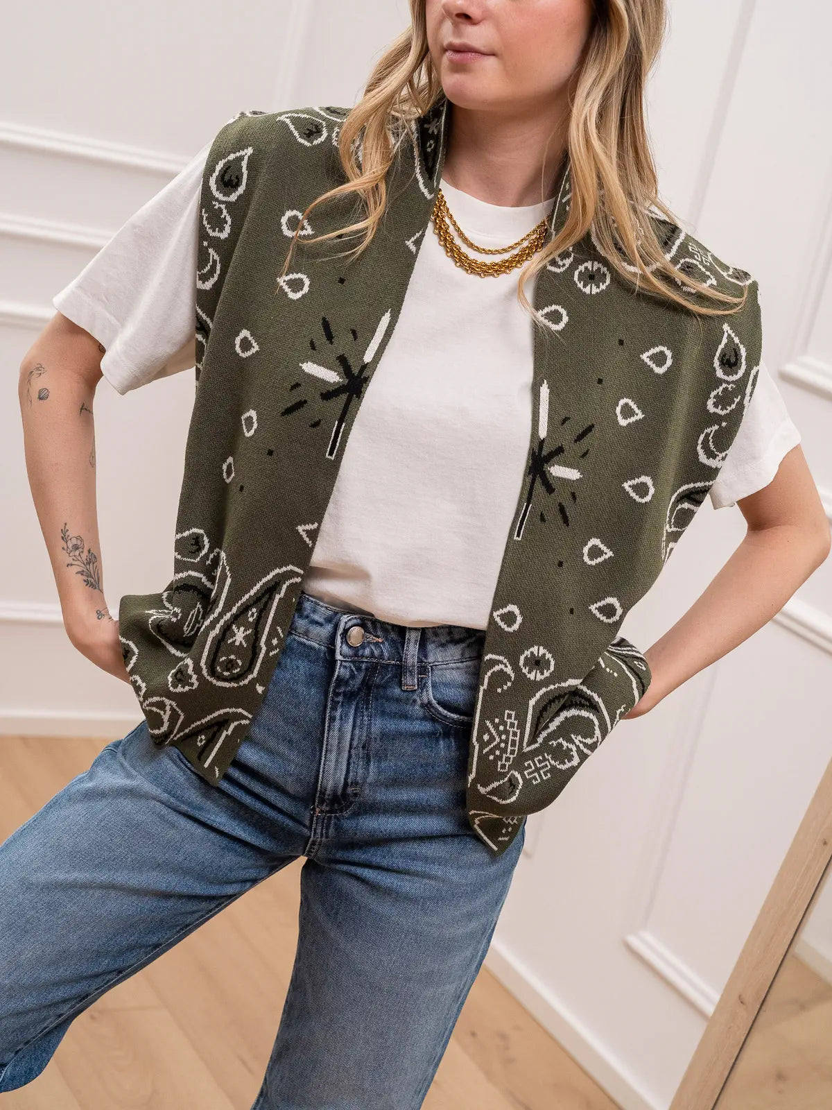 Gilet jacquard kaki con cinturina - Kontatto