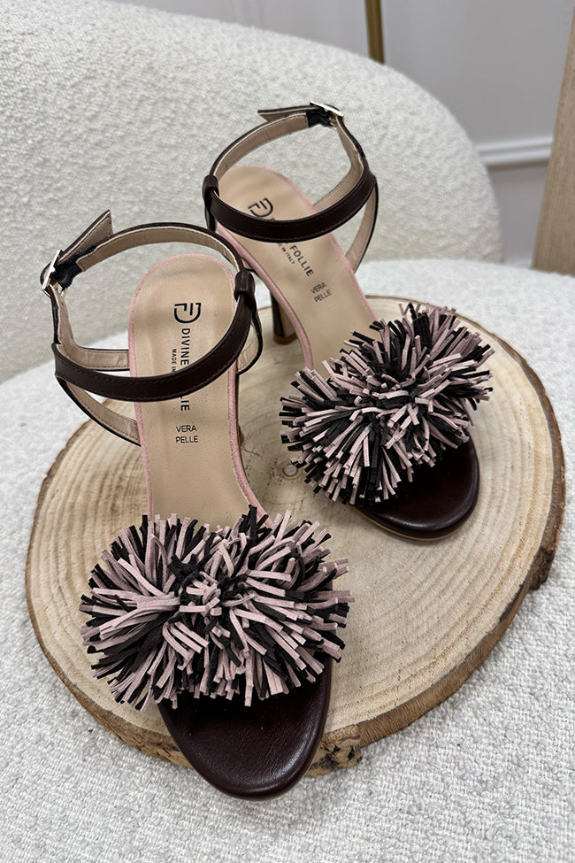 Sandali pon pon moro e cipria - Divine Follie