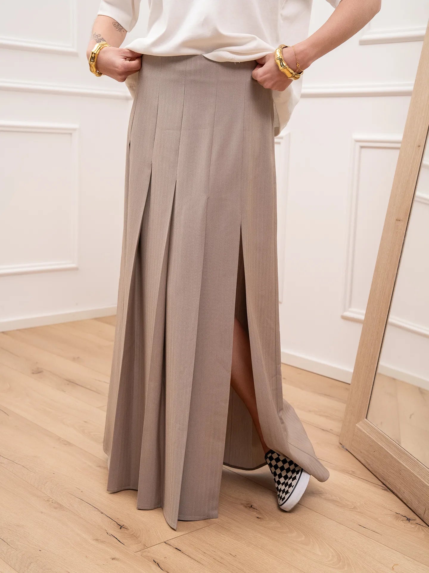 Gonna Solar taupe a pieghe - Silence Limited