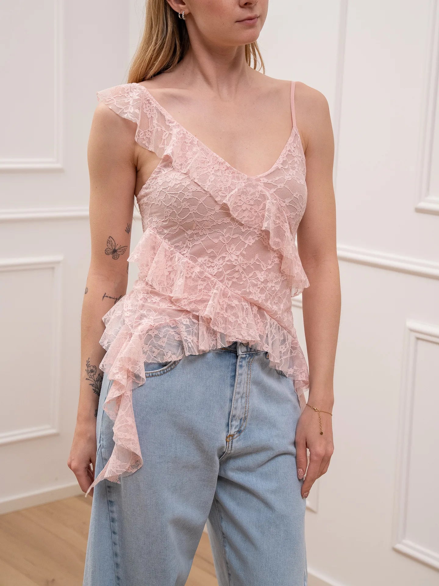 Top in pizzo rosa con rouches - HaveOne