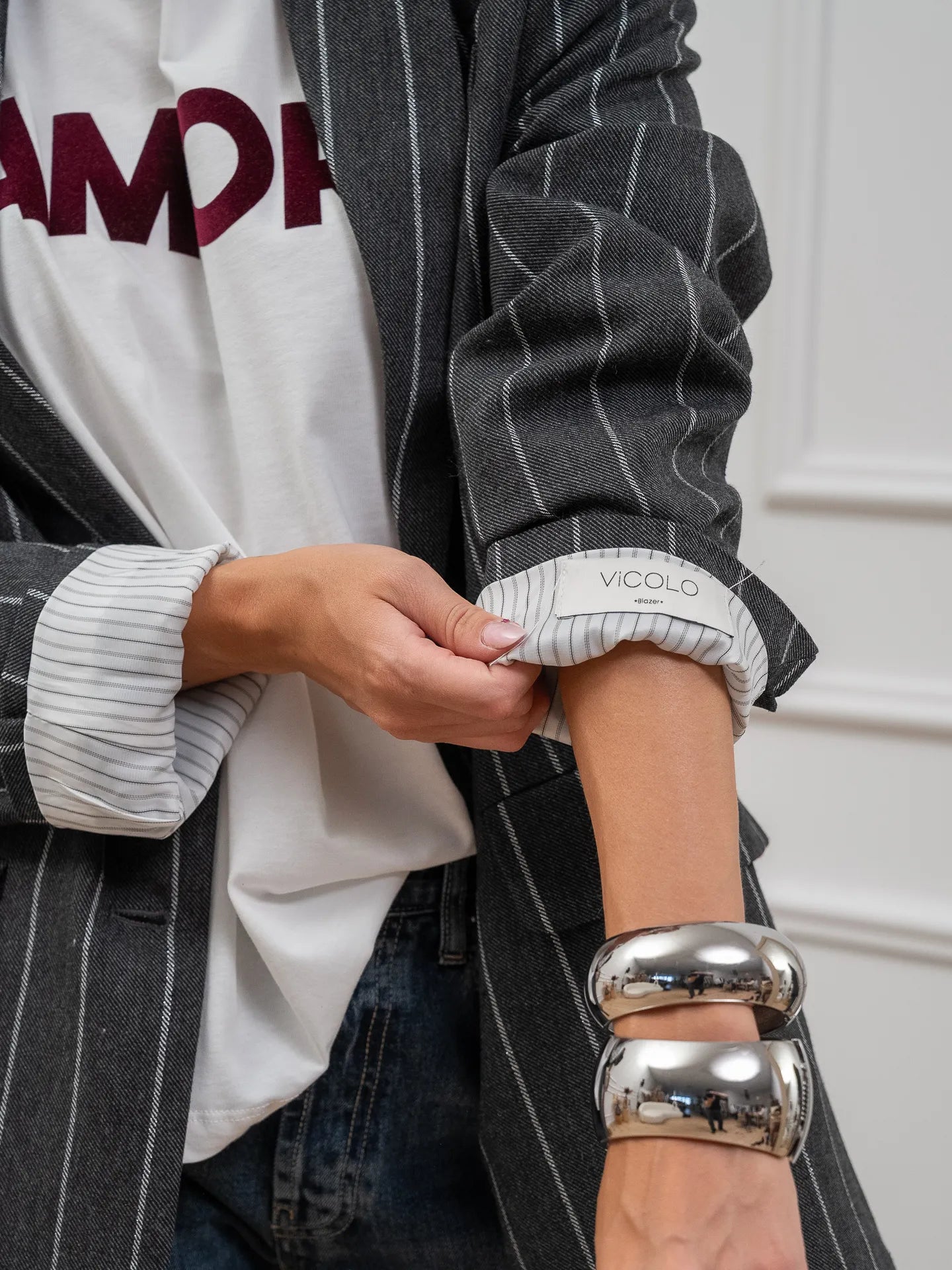 Giacca gessata grigia patch logo - Vicolo