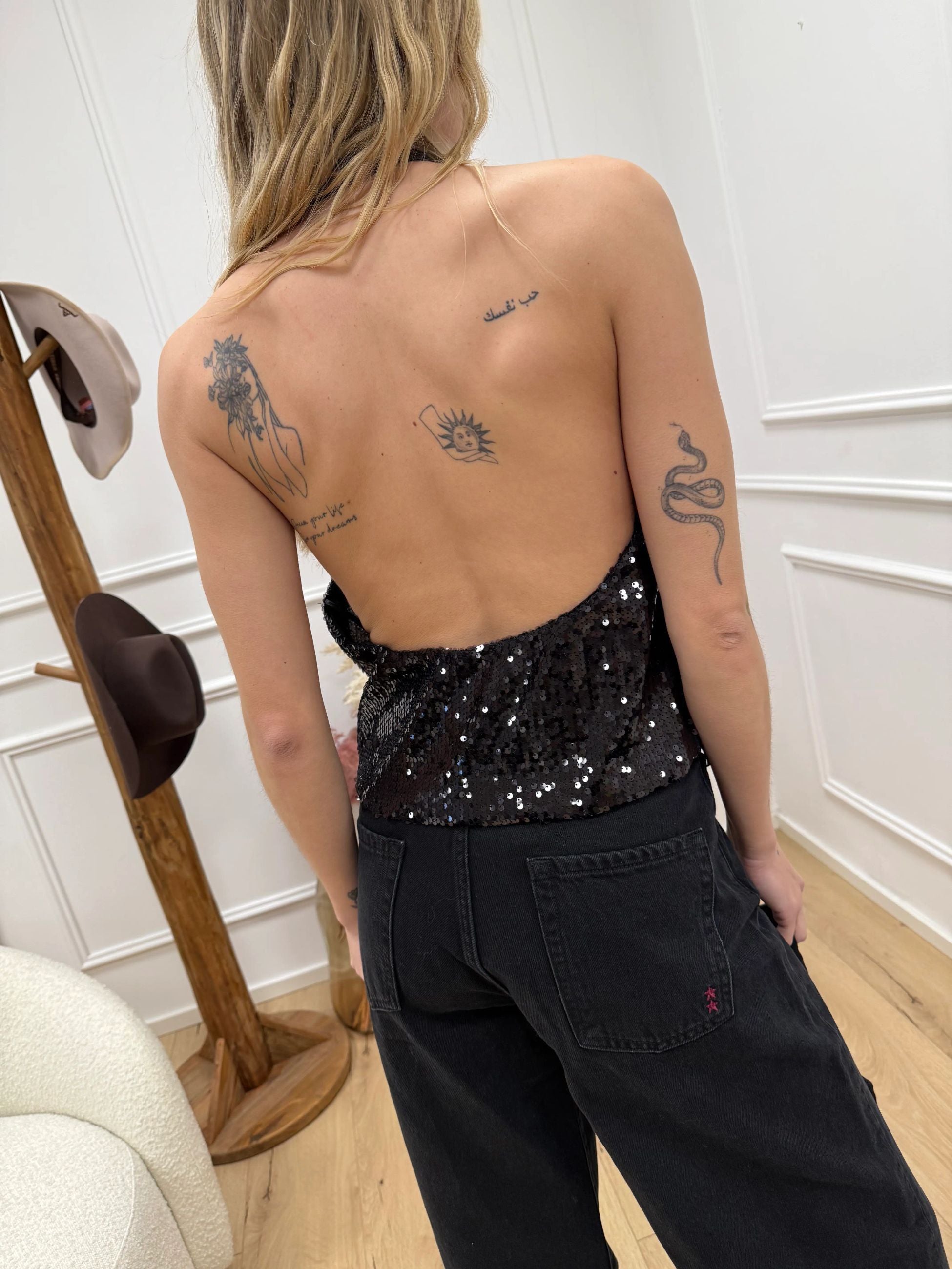 Top in paillettes nero con scollo ad anello - Vicolo