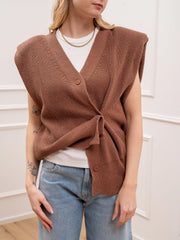 Gilet phard chiusura obliqua con maxi spalline - HaveOne