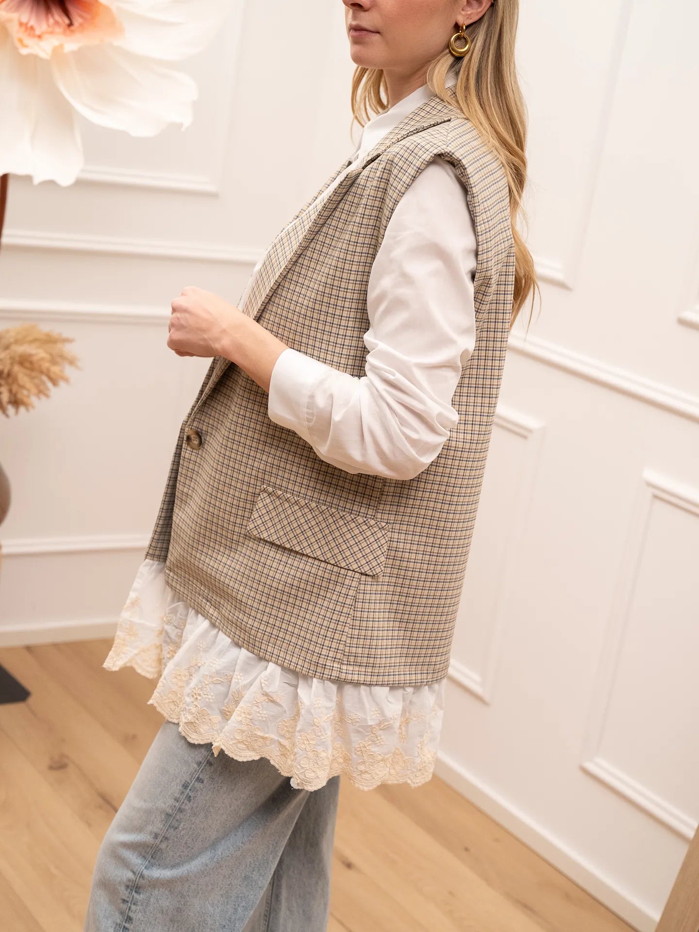 Gilet check beige con balza sul fondo - Vicolo