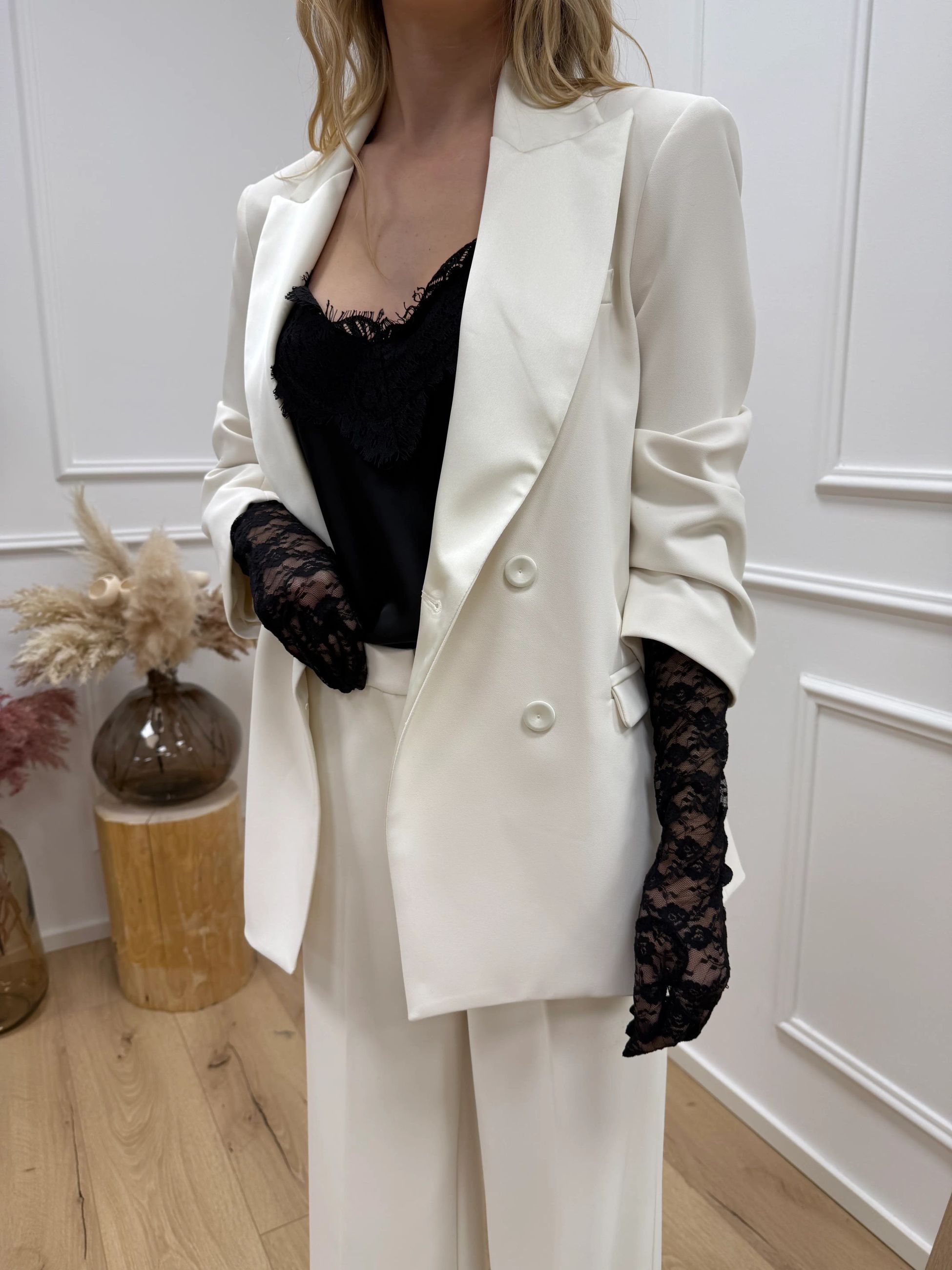 Giacca doppiopetto burro revers in raso - HaveOne